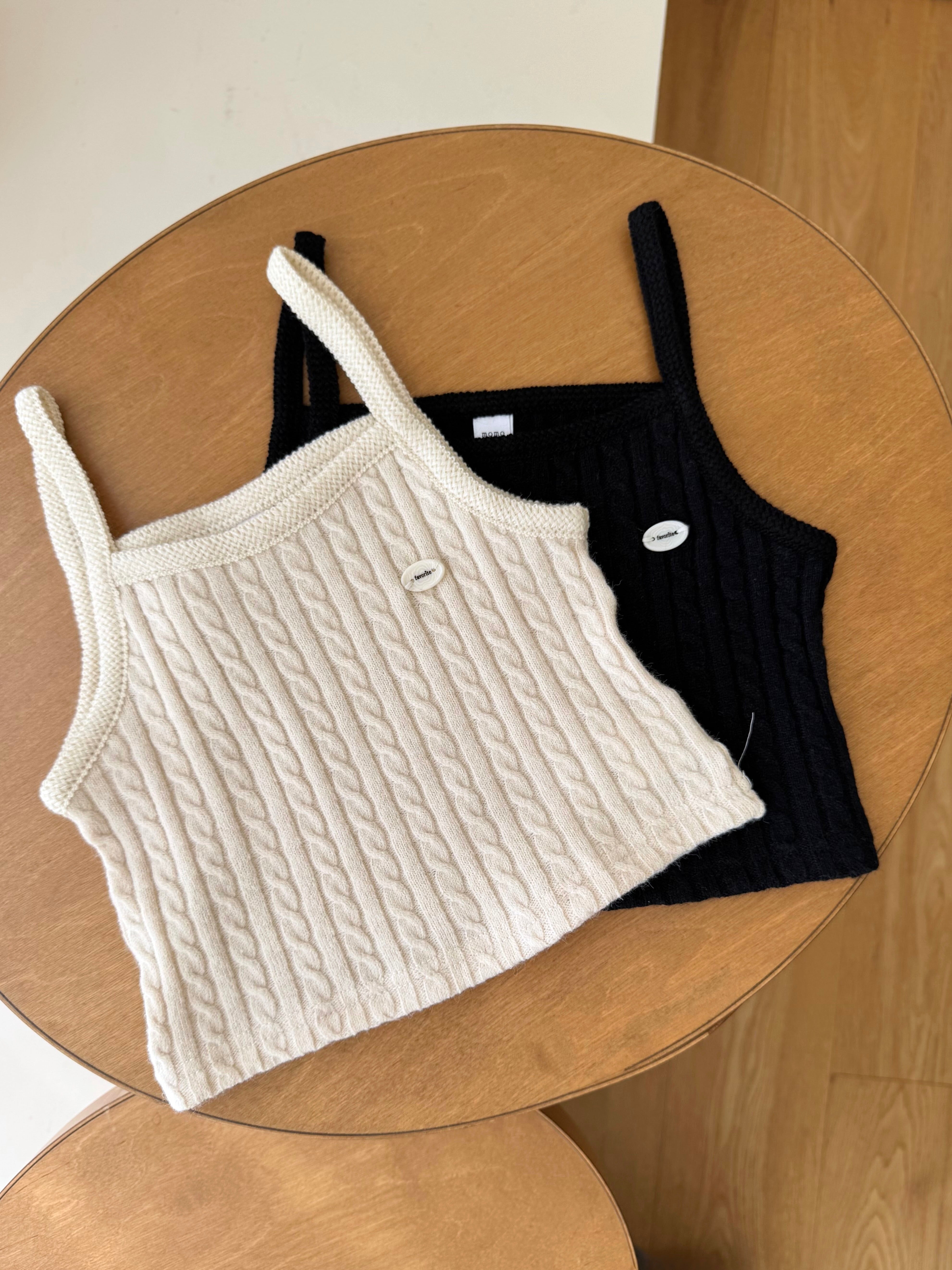 Knit vest