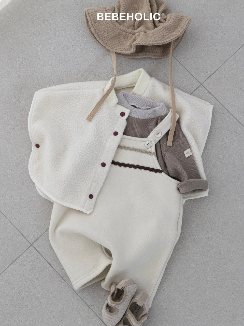 Mori suspender rompers