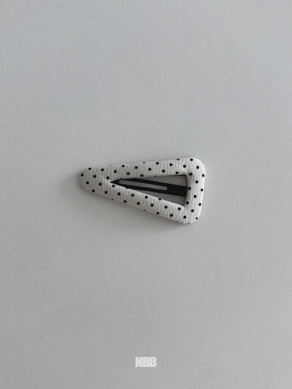 Vintage dot pin (1 piece)