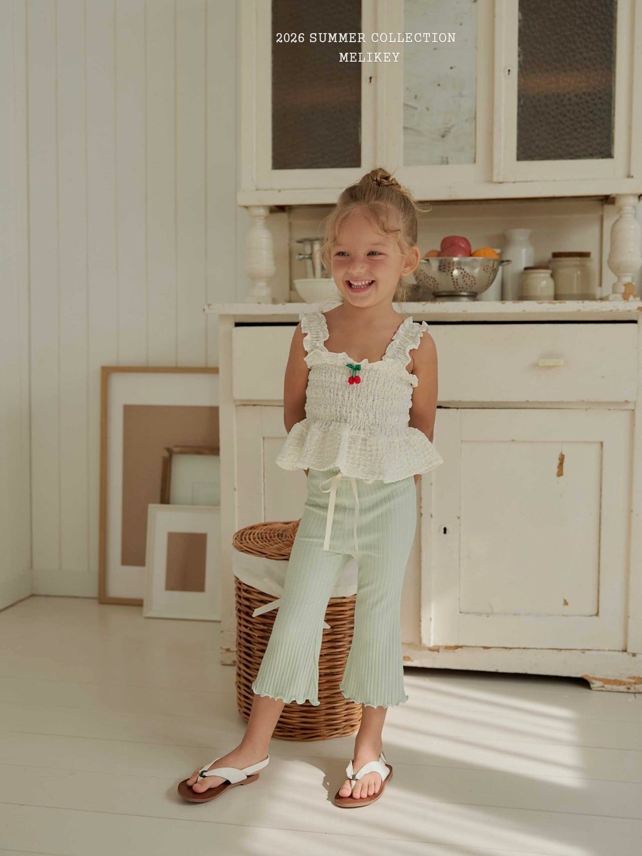 Cherry tucking blouse