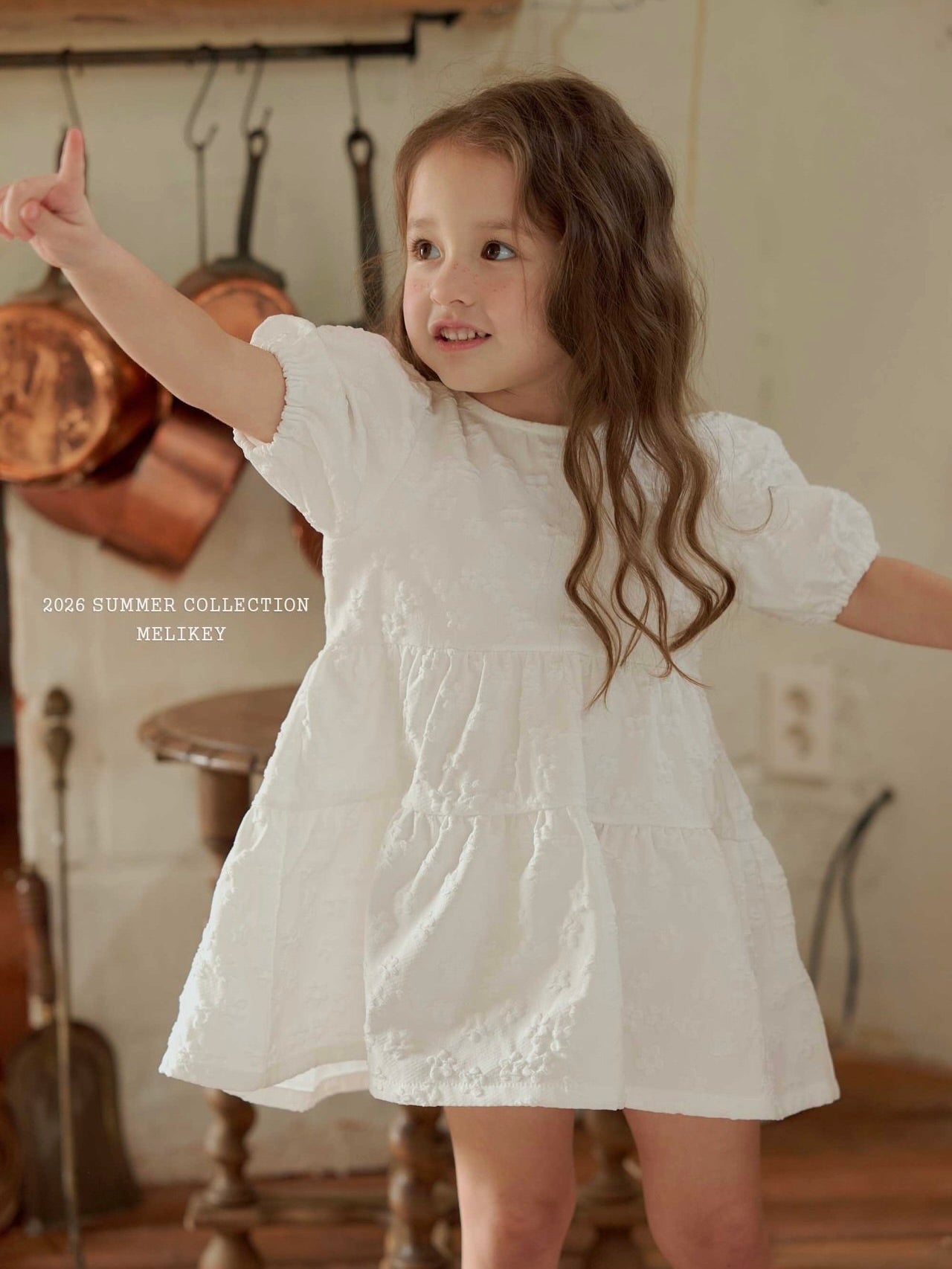 Shine back ribbon one piece