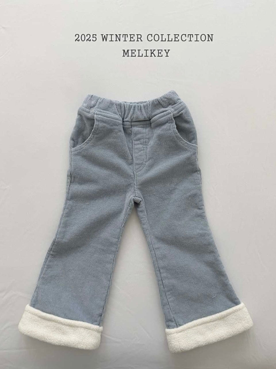 Marshmallow bootcut pants