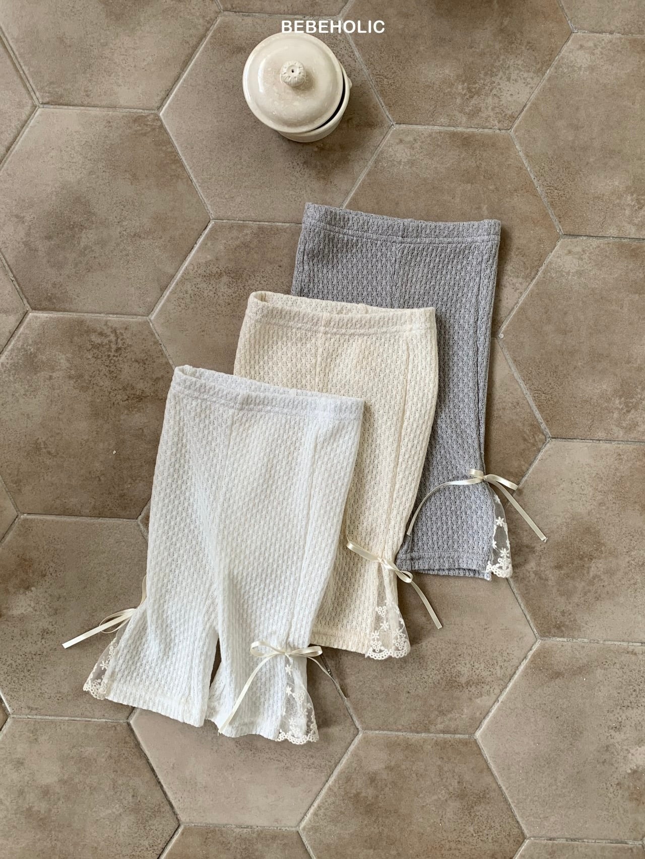 Nari lace bootcut pants
