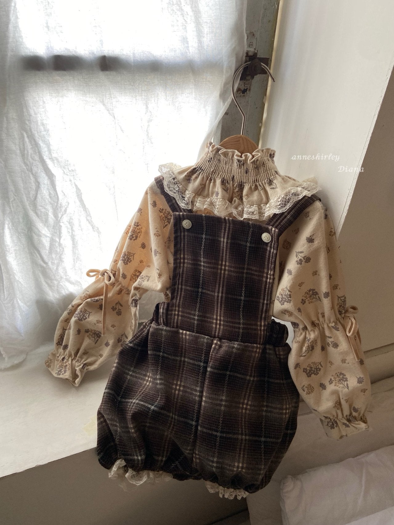 Vivienne lace rompers