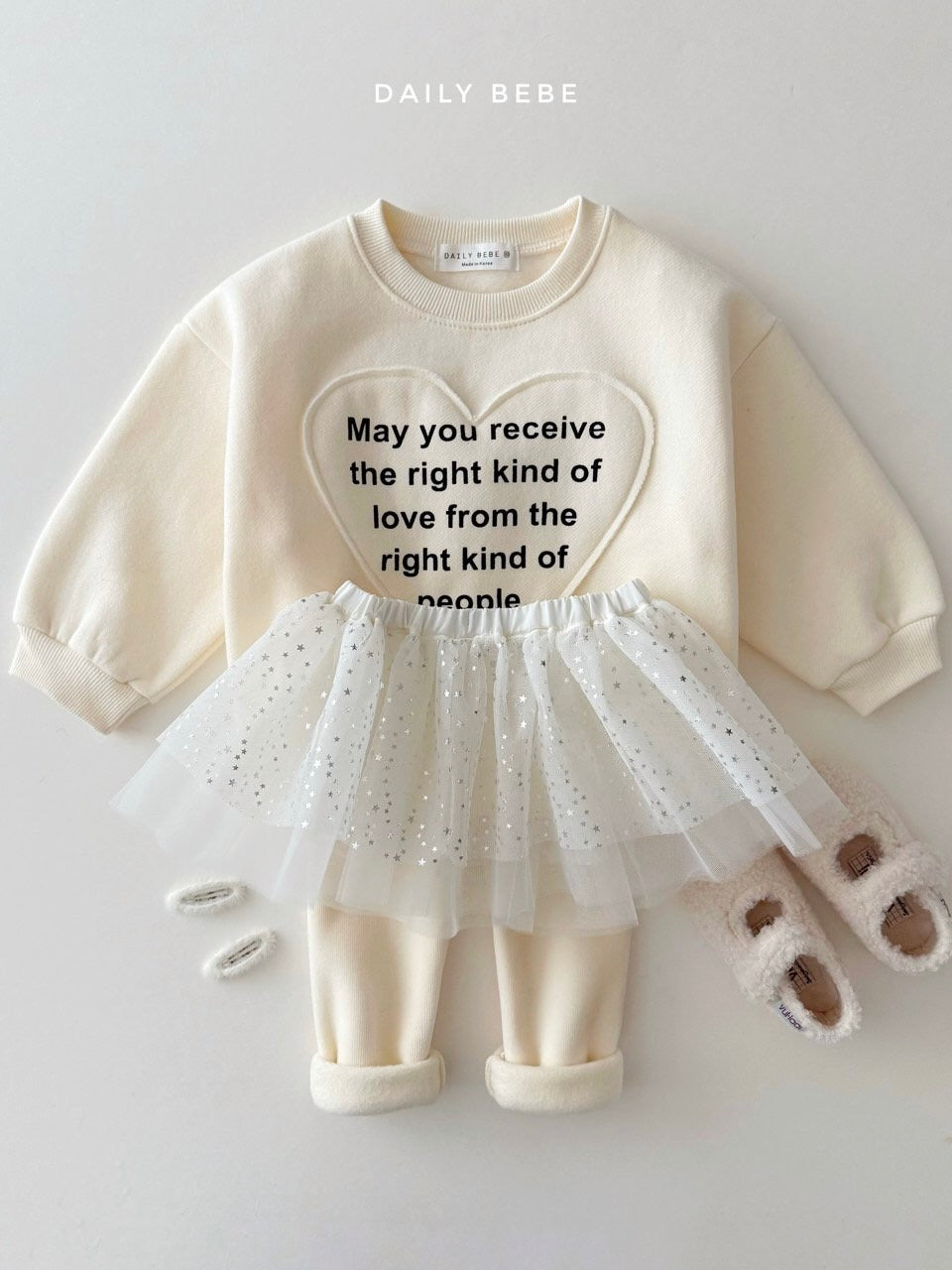 Heart patch sweatshirt