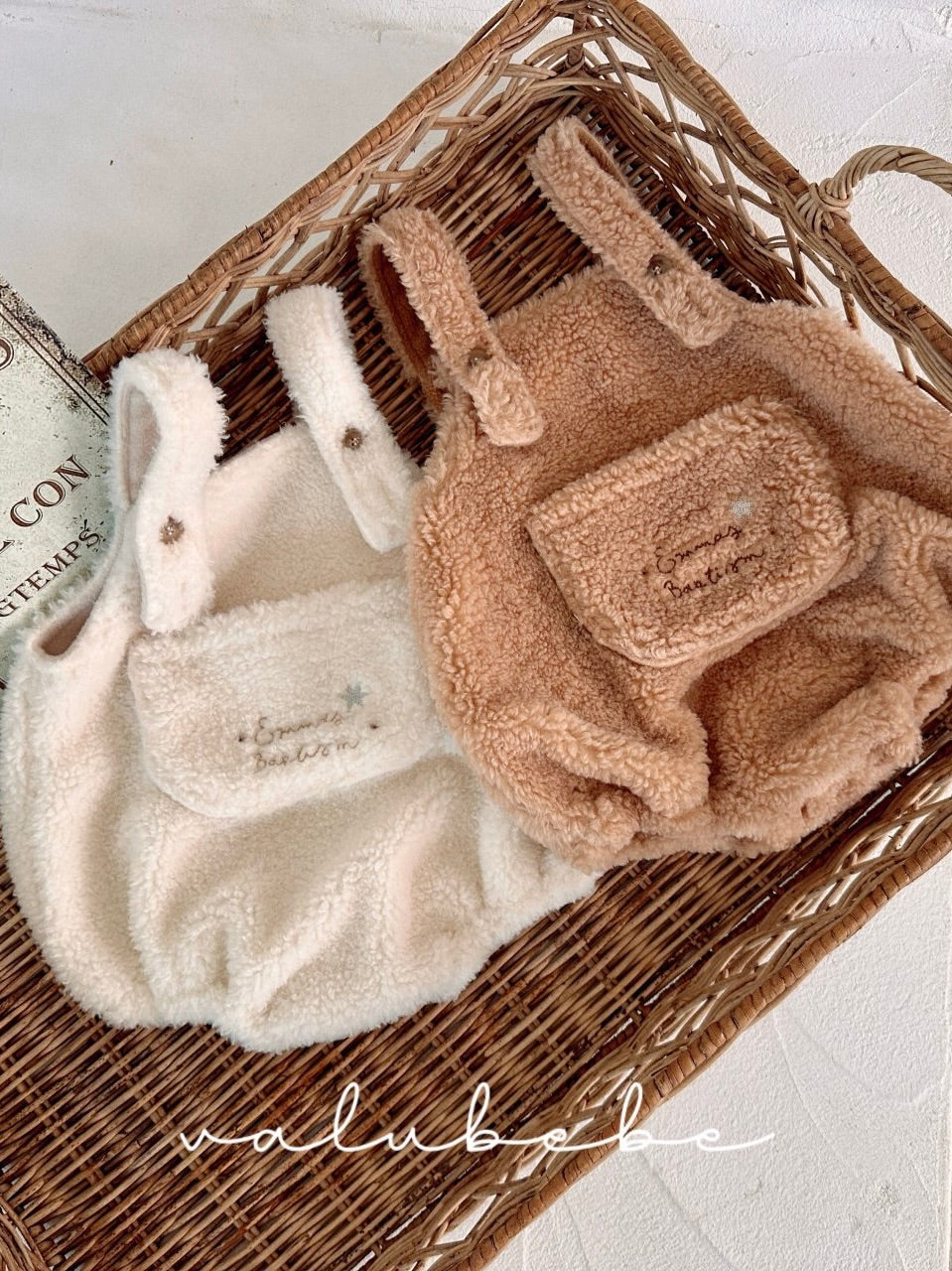 Fluffy suspender rompers (baby)