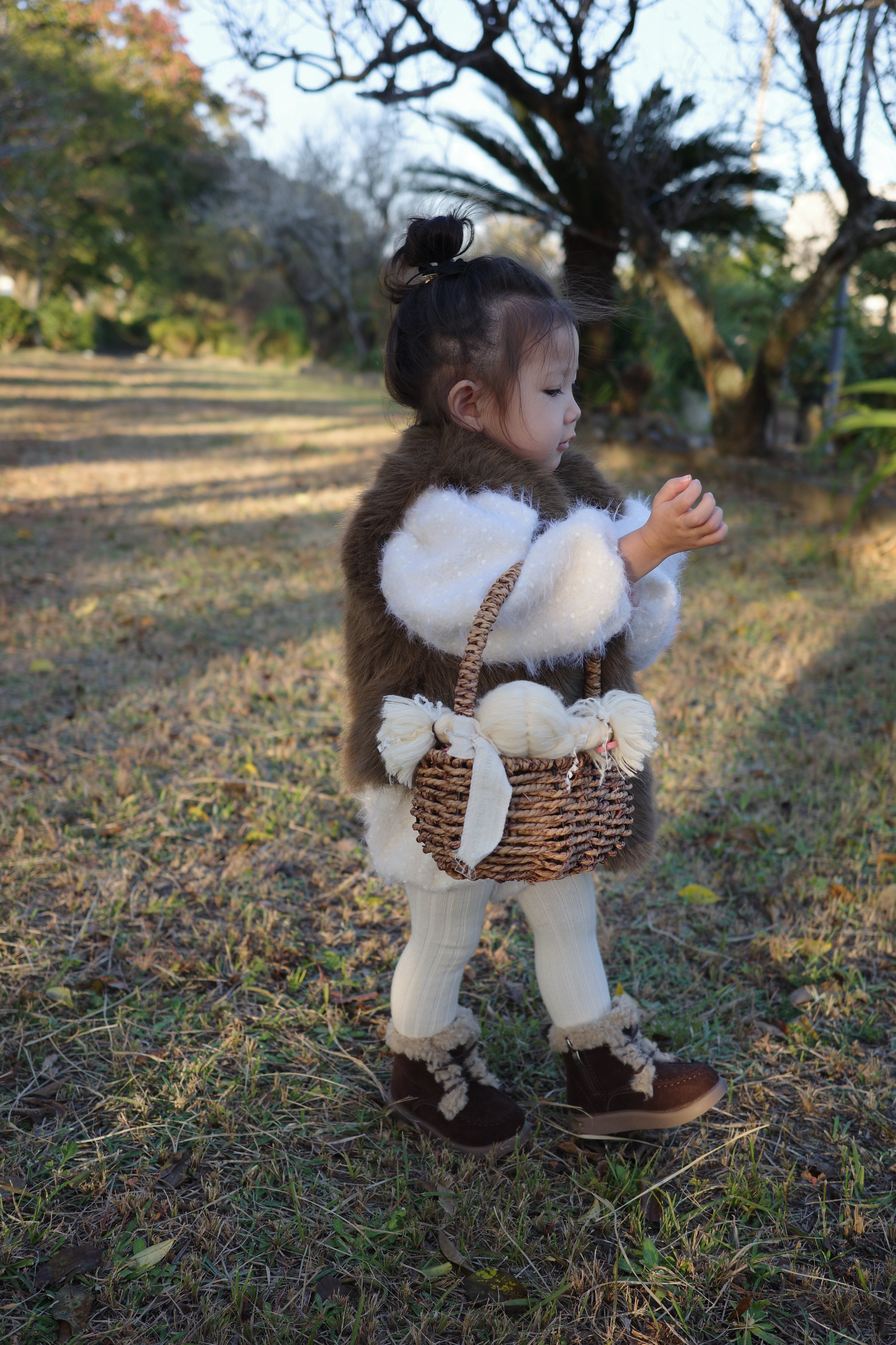 Bebe fur vest
