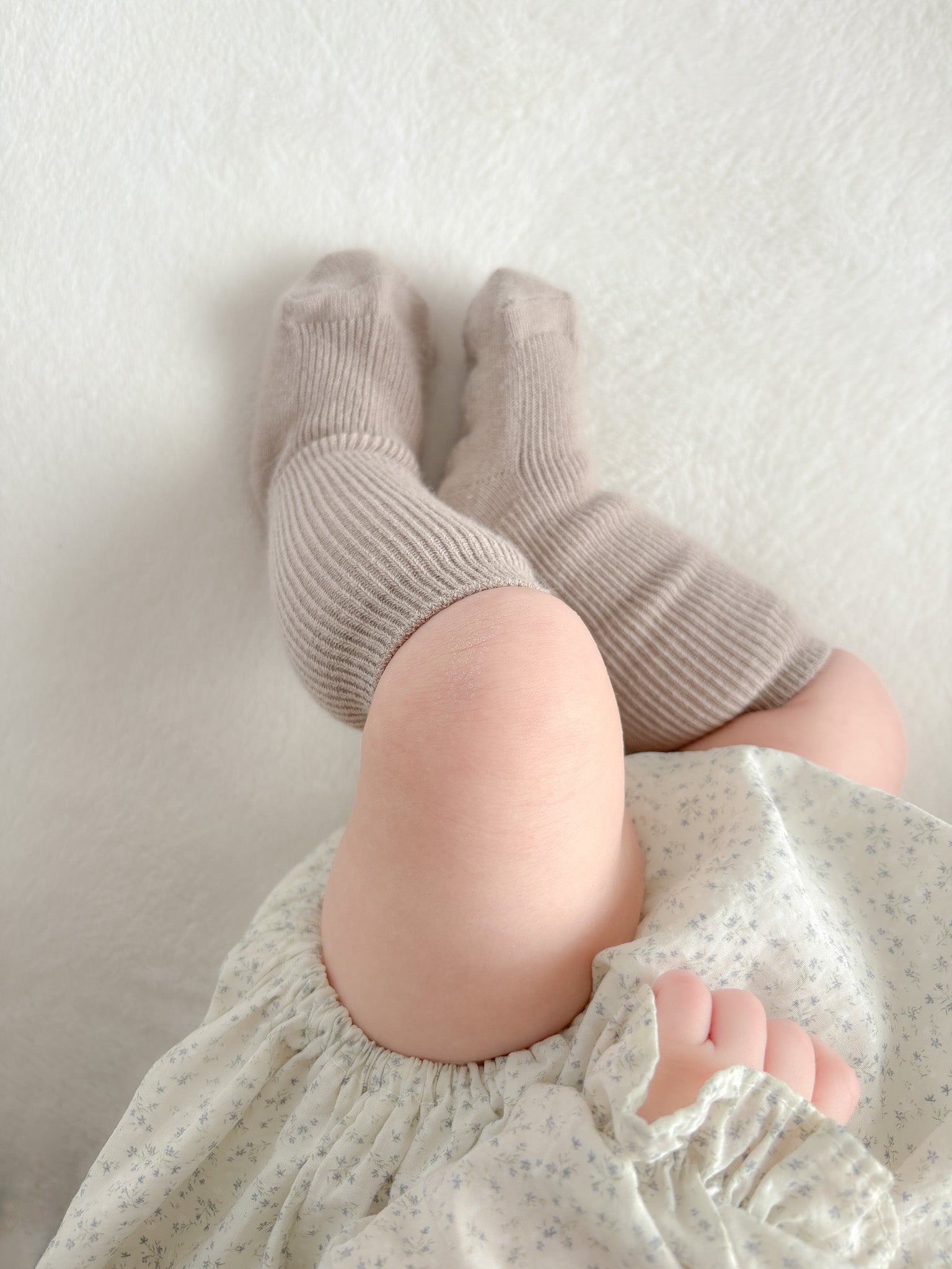 Baby milk socks set