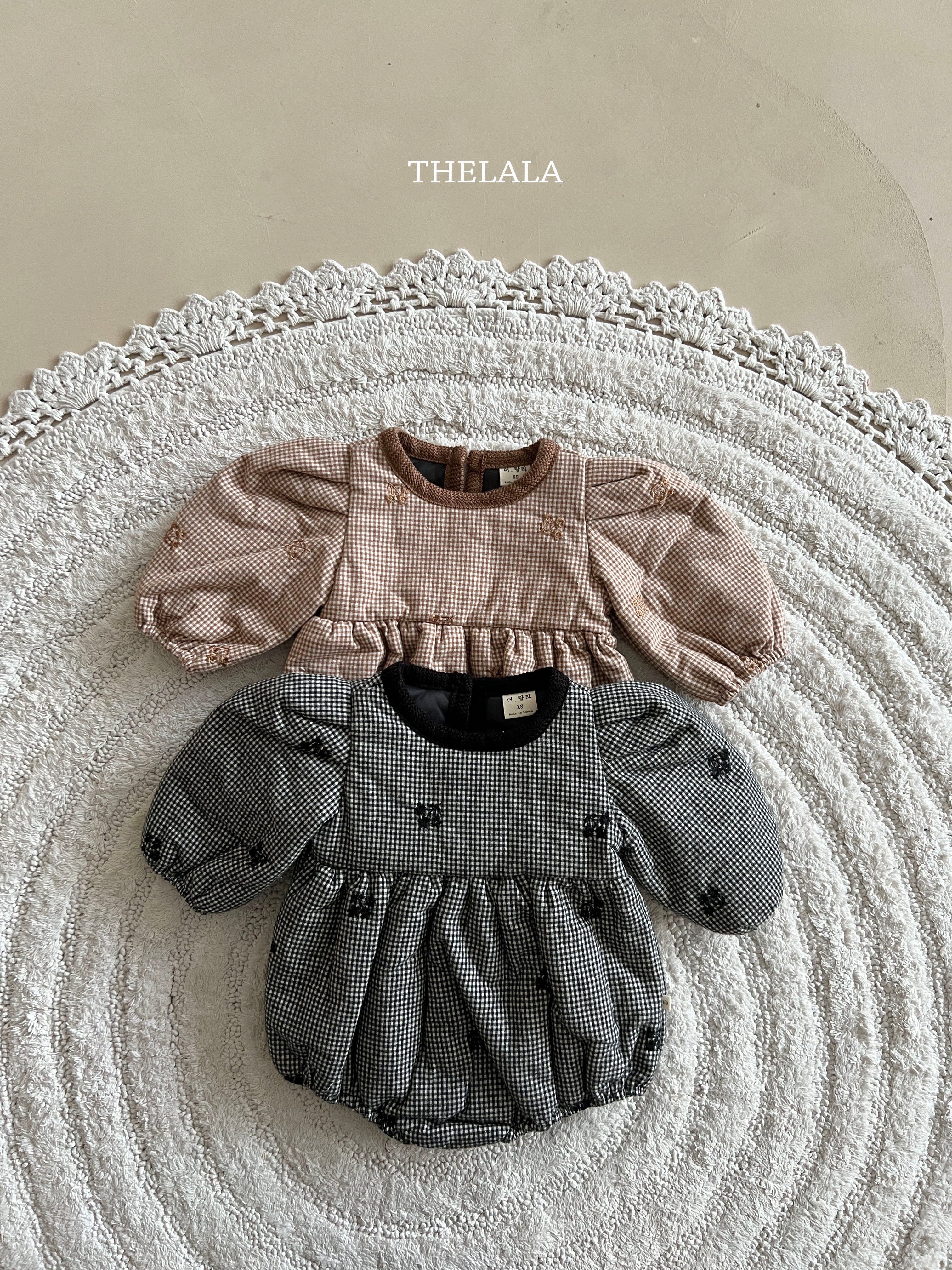 Pie embroidery rompers