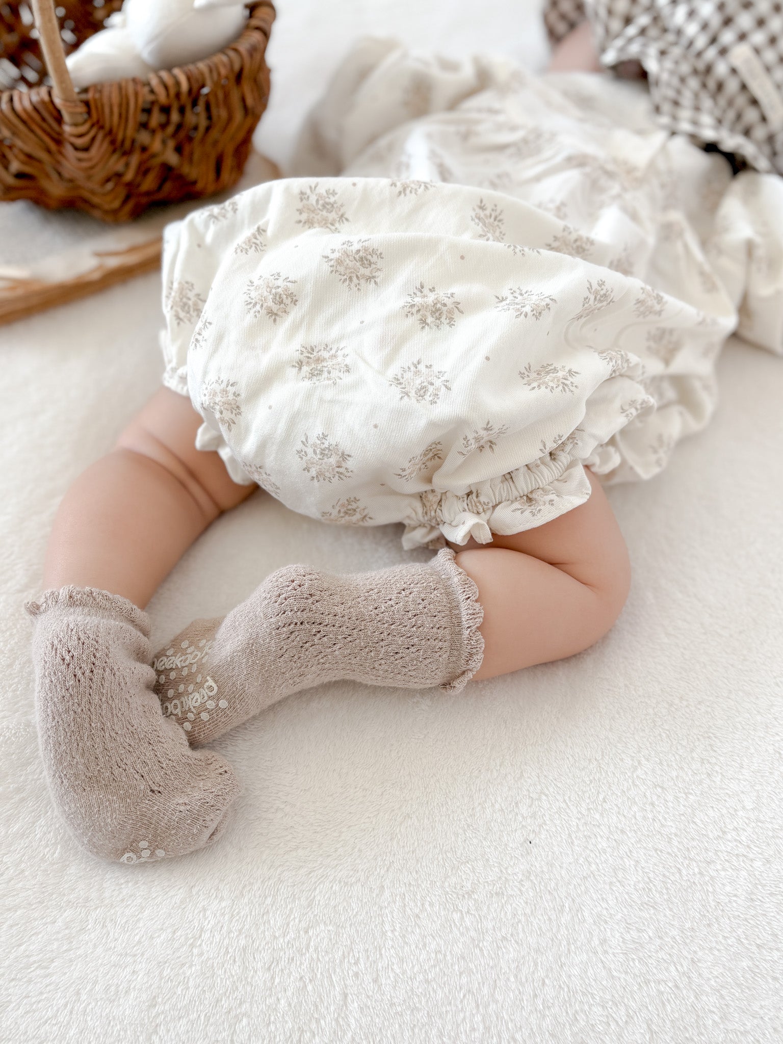 Shirring flower rompers