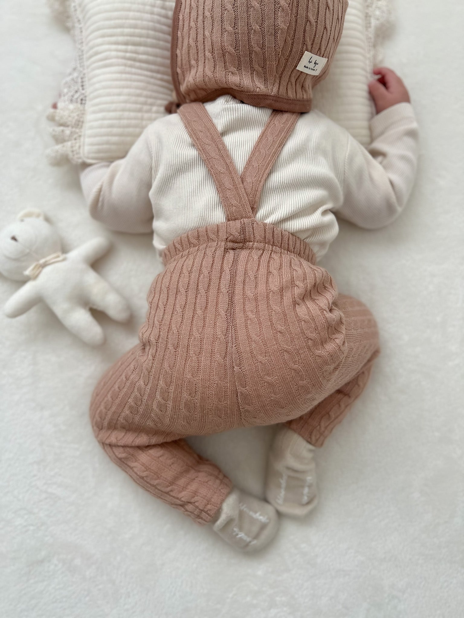 Ellis knit suspender leggings set