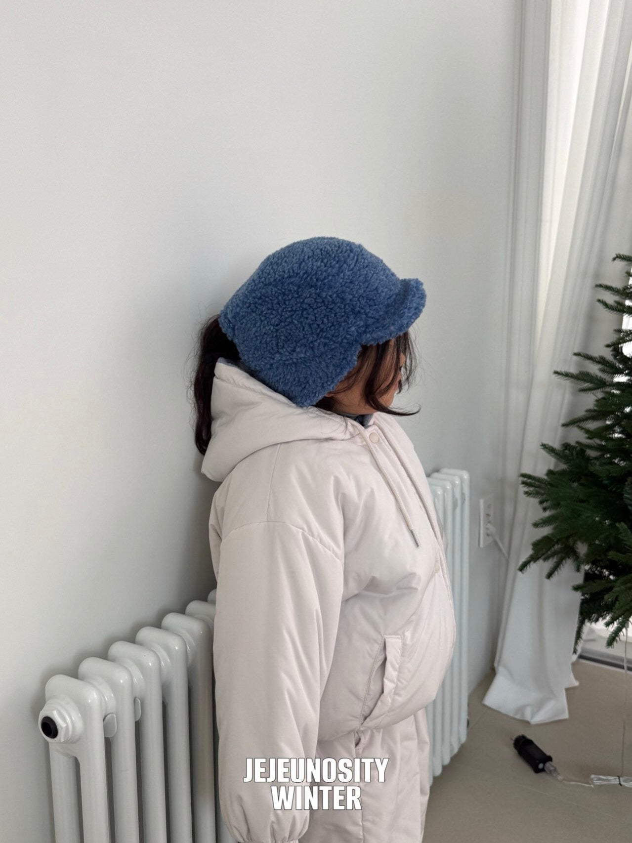 Ive reversible hooded jumper