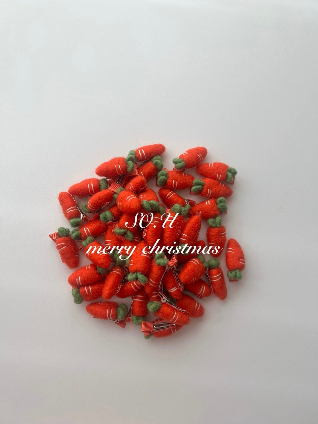 Carrot pin set (2 pieces)