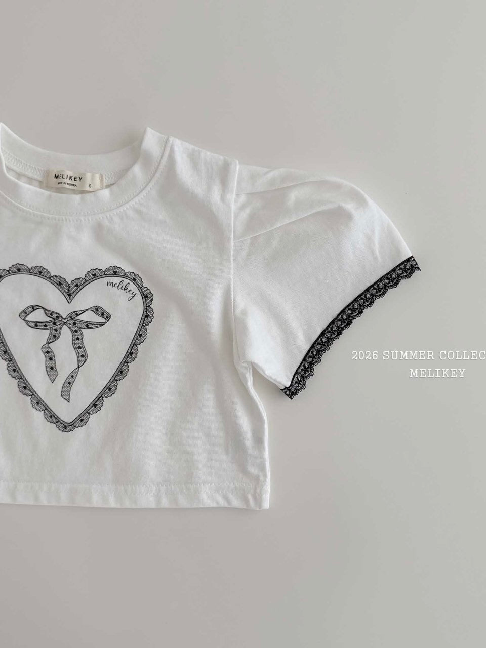 Heart ribbon T shirt