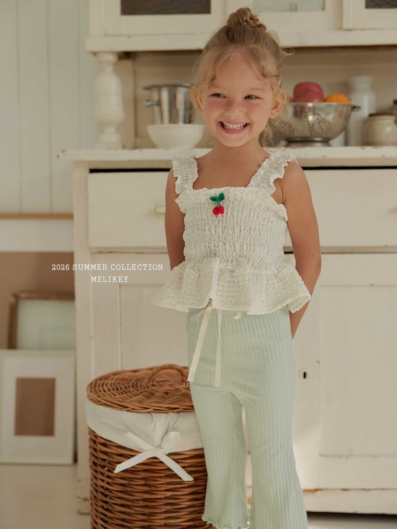 Cherry tucking blouse