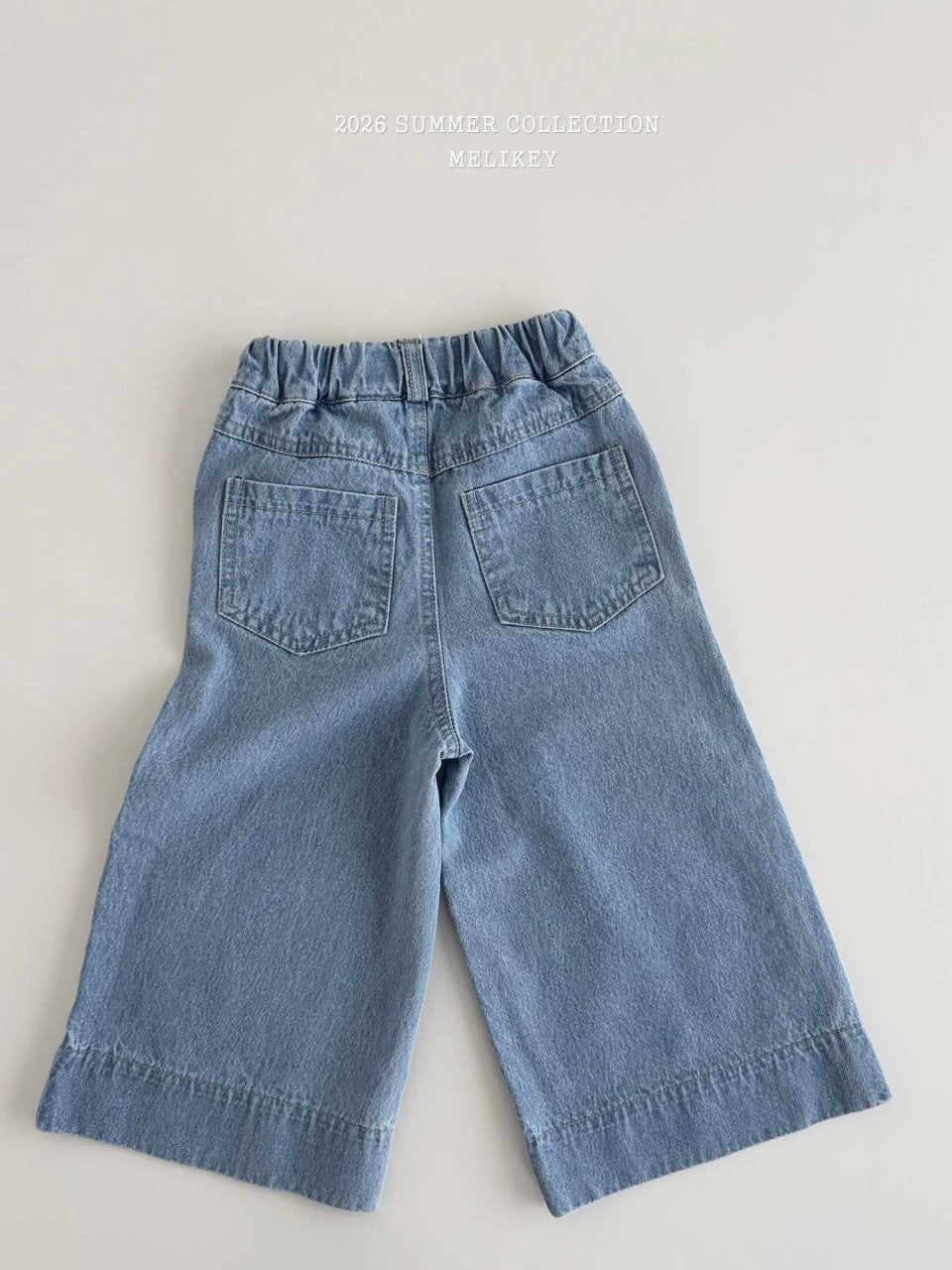 Wide denim pants