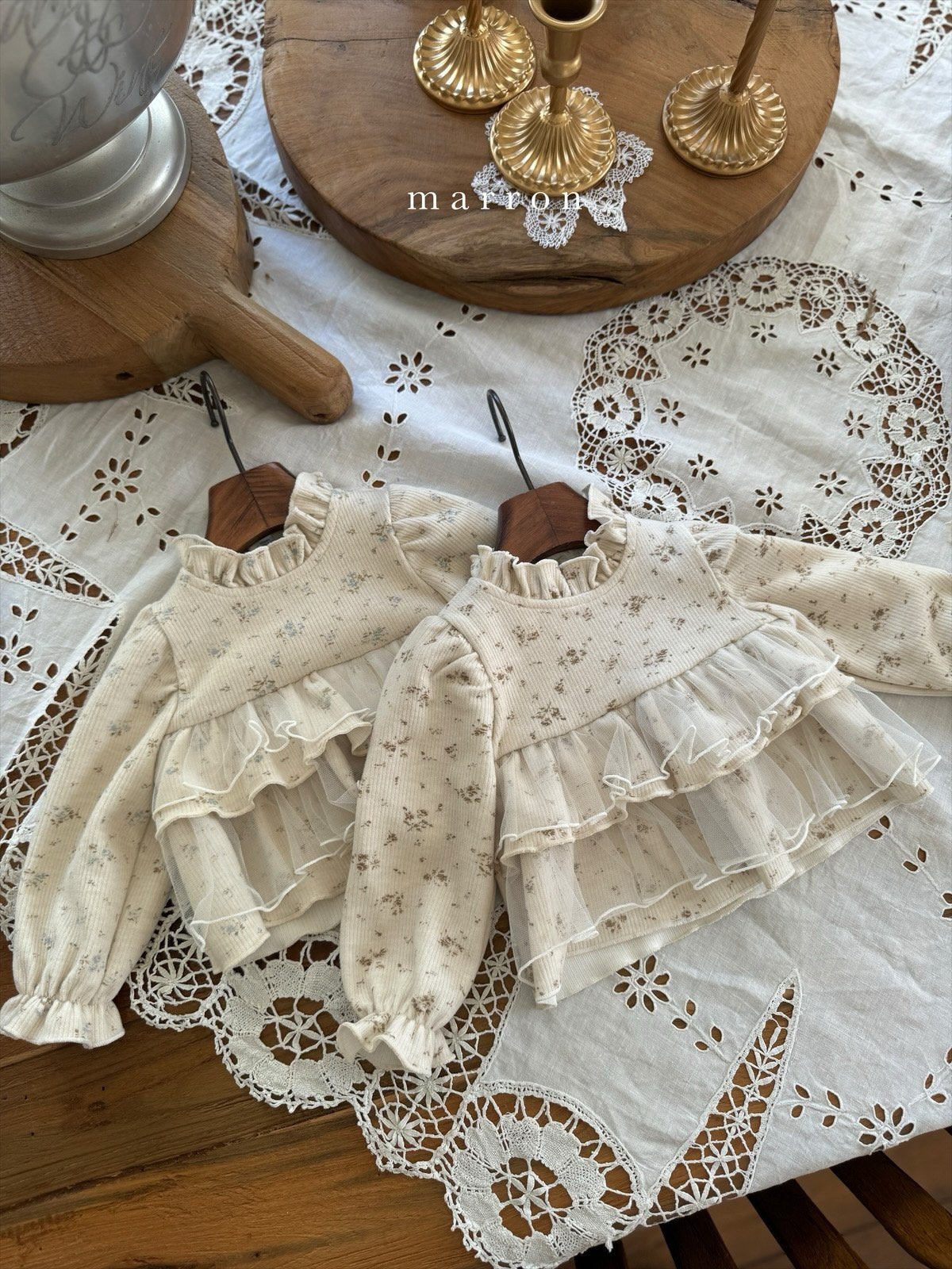 Frill top and bottom set