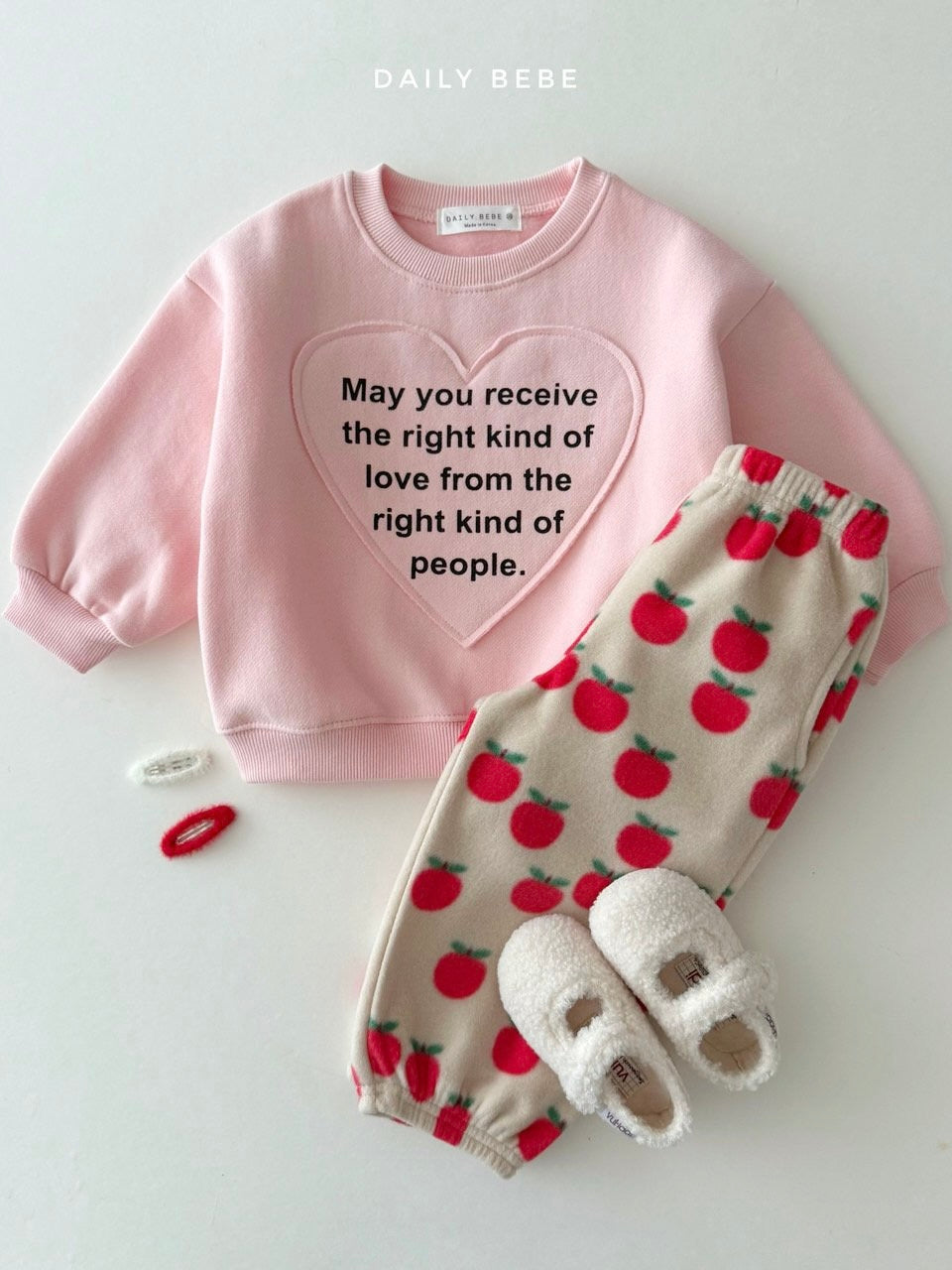 Heart patch sweatshirt