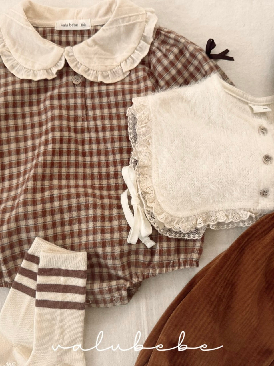 Lace ribbon cape (baby)
