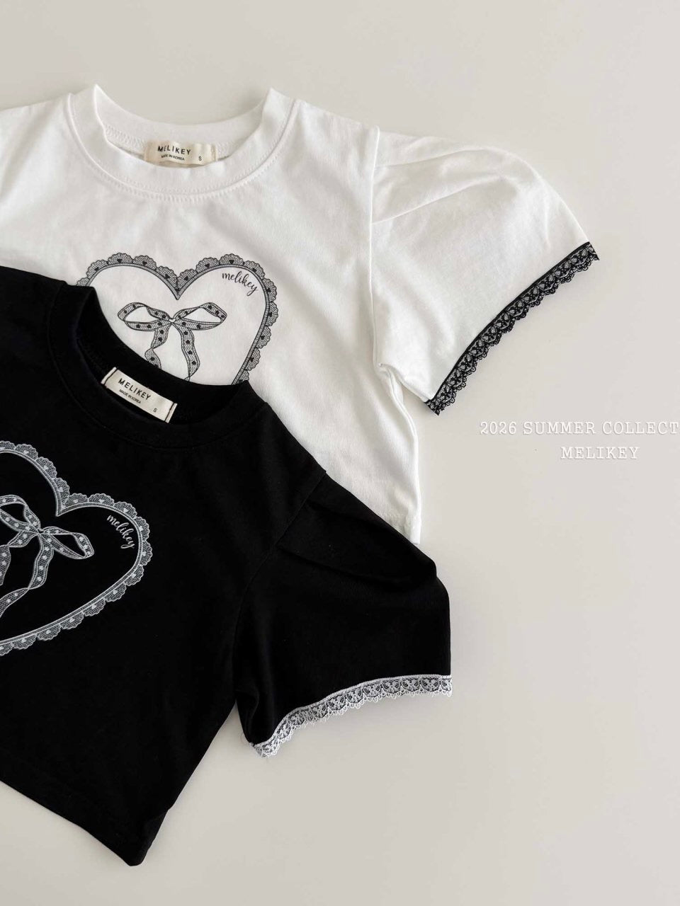 Heart ribbon T shirt