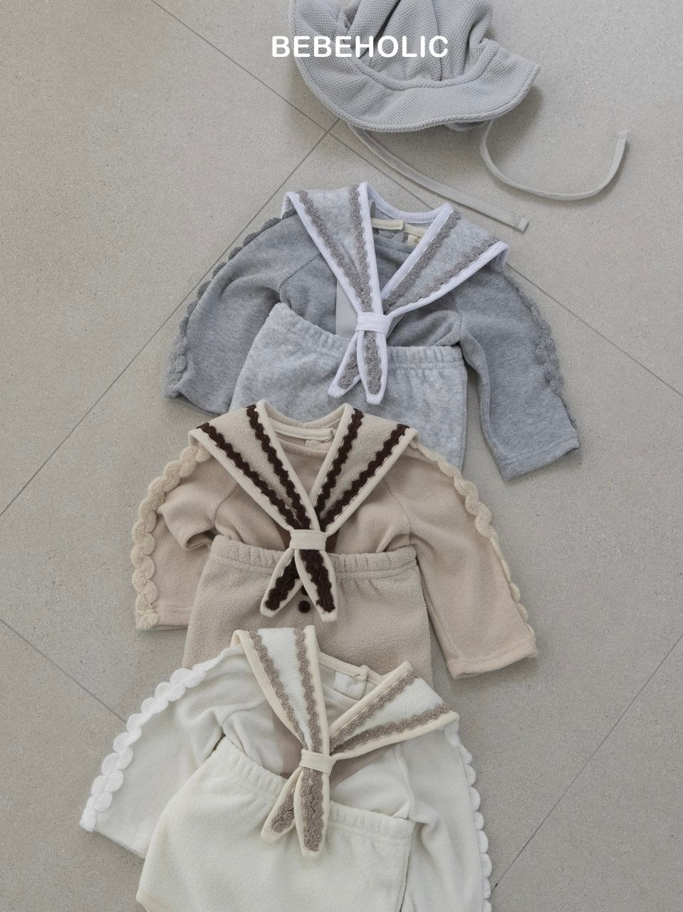 Scarf + terry bloomer set