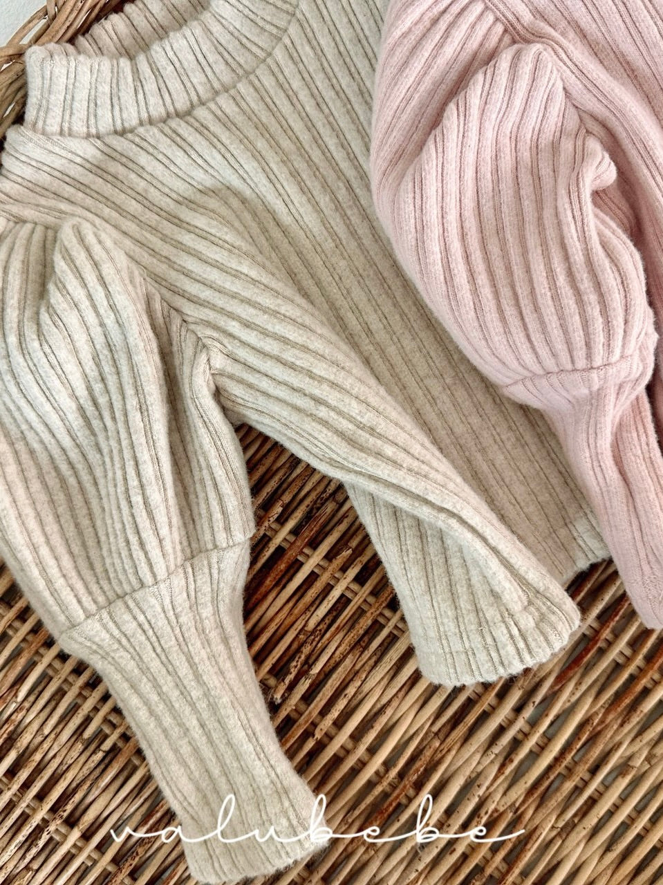 Elsa half neck puffy T (baby)