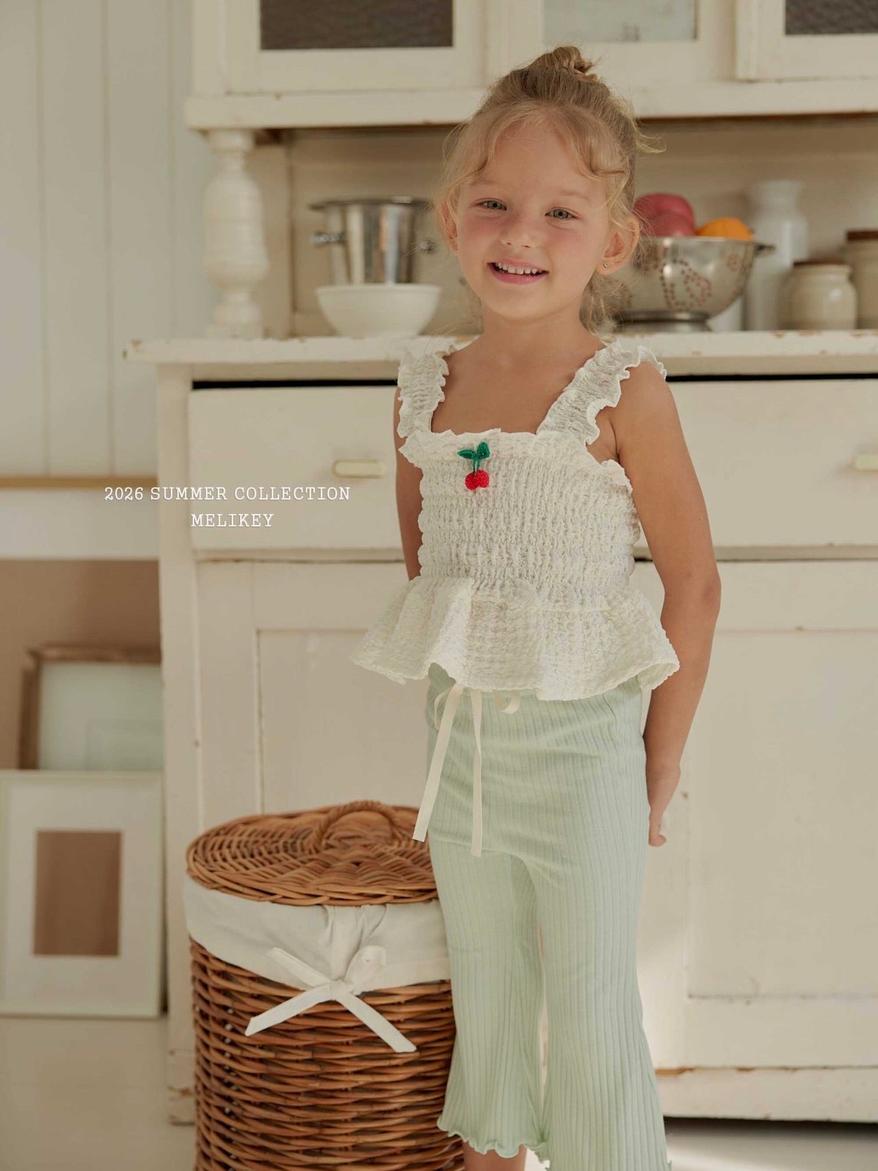 Cherry tucking blouse