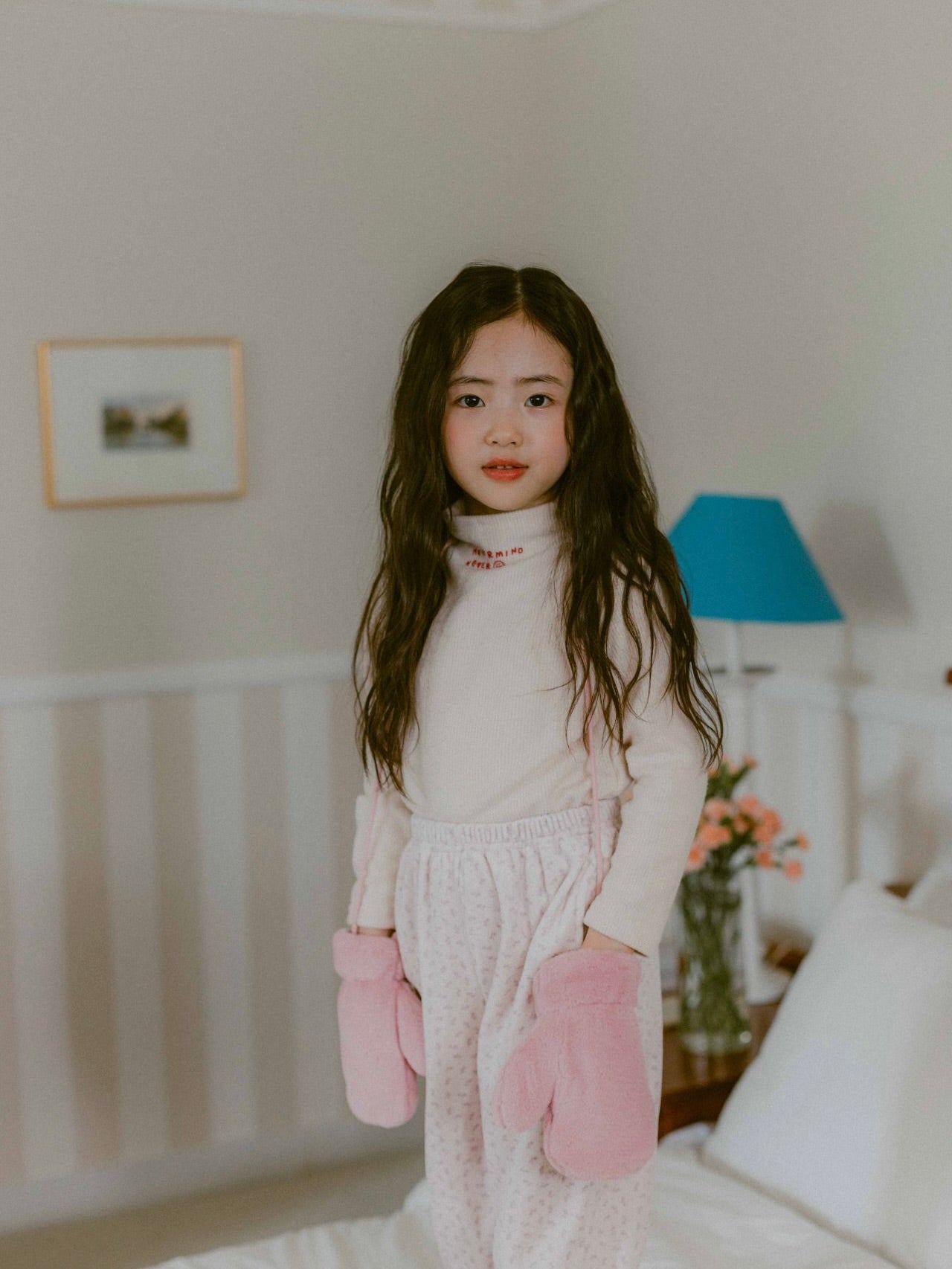 Flower boa jogger pants