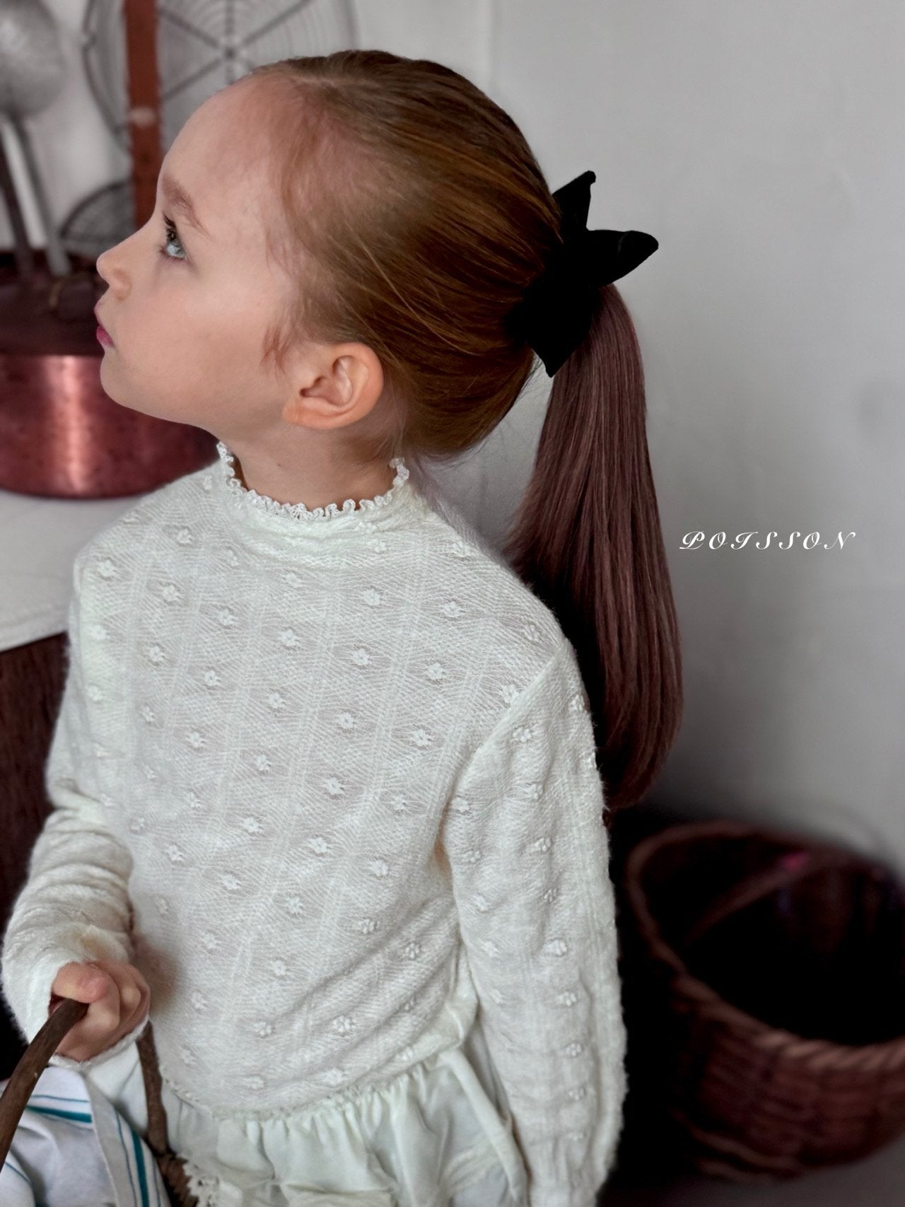 Winter lace half neck T