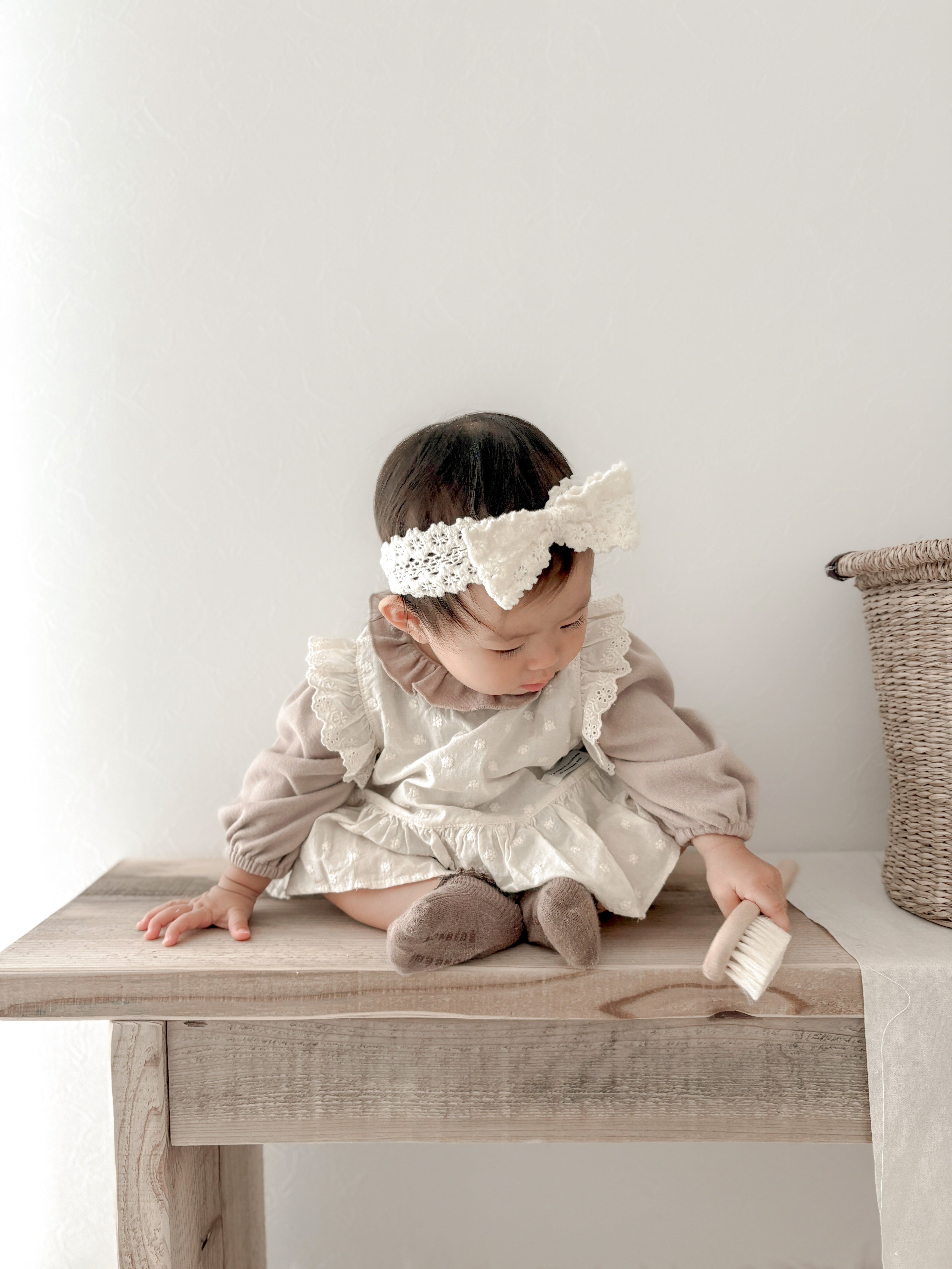 Milk ribbon hairband