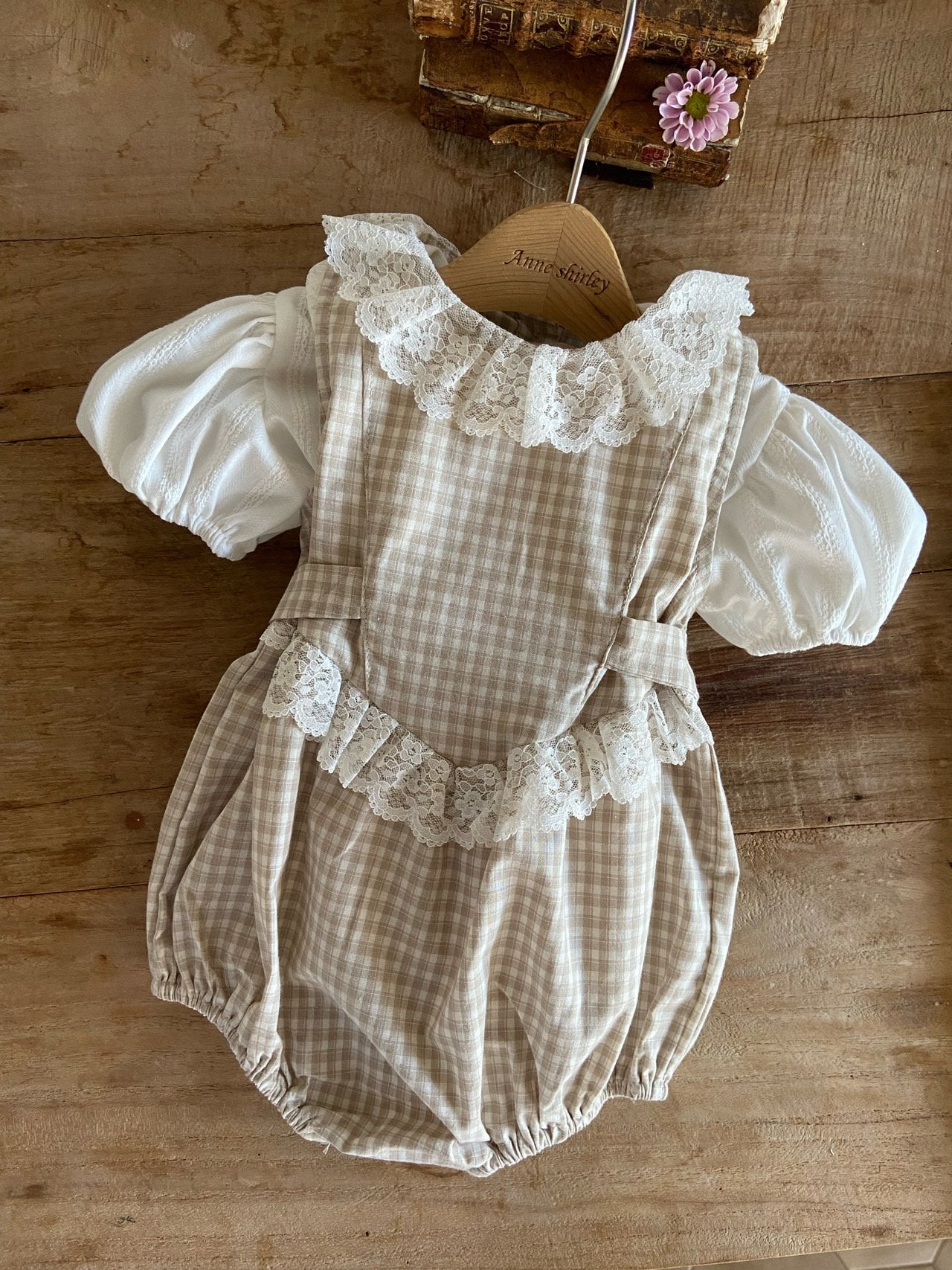 Minne ribbon rompers