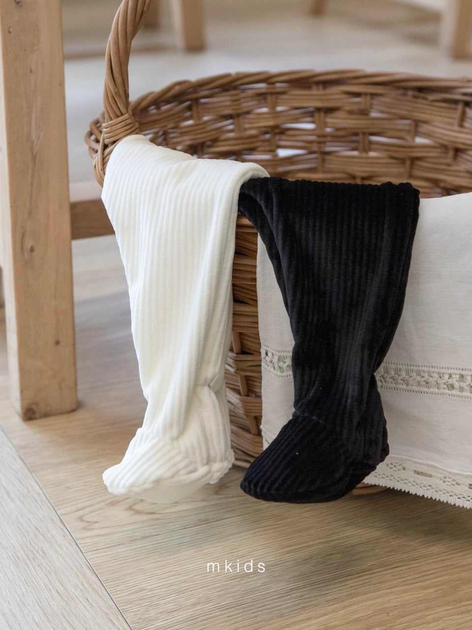 Cozy footed leggings