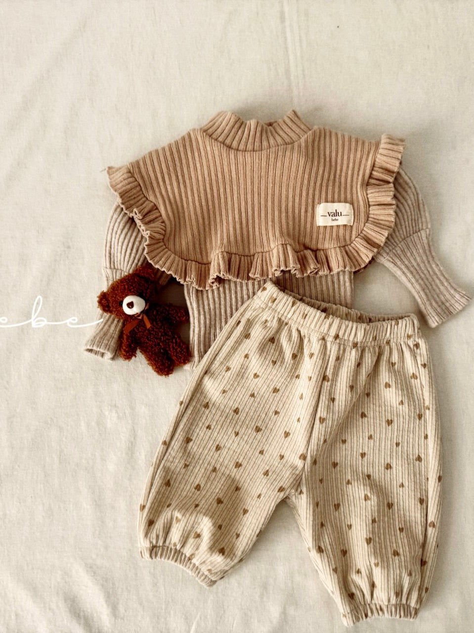 Bella half neck cape (baby)