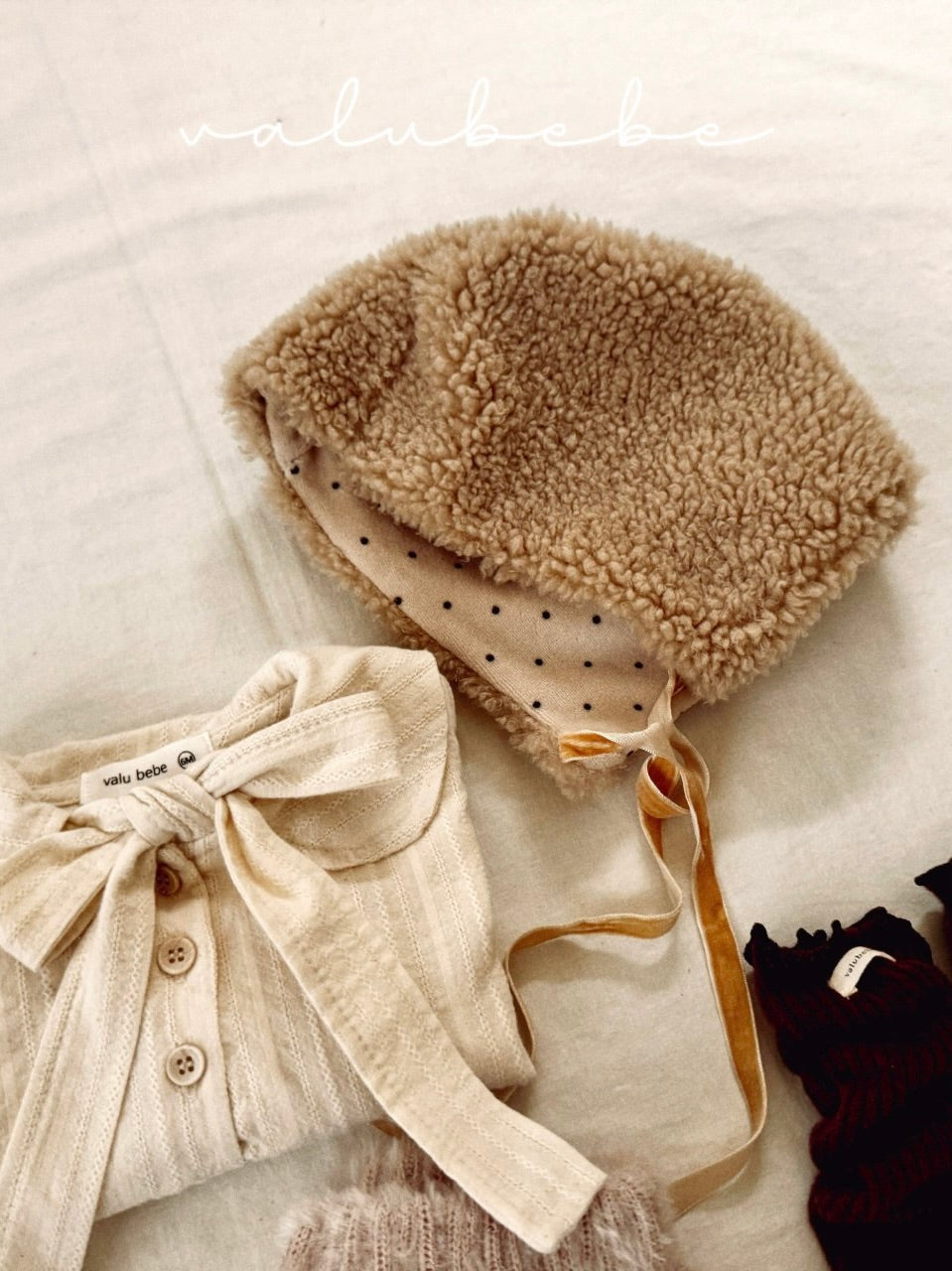 Teddy bear reversible bonnet (baby)