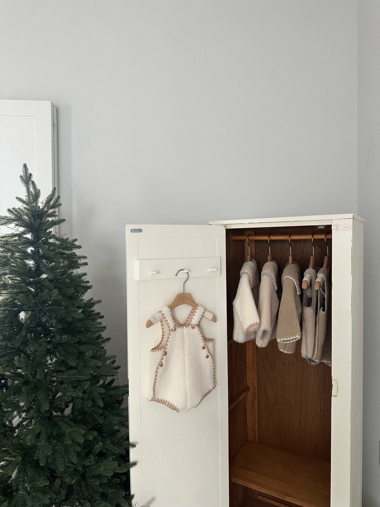 Miracle melo rompers