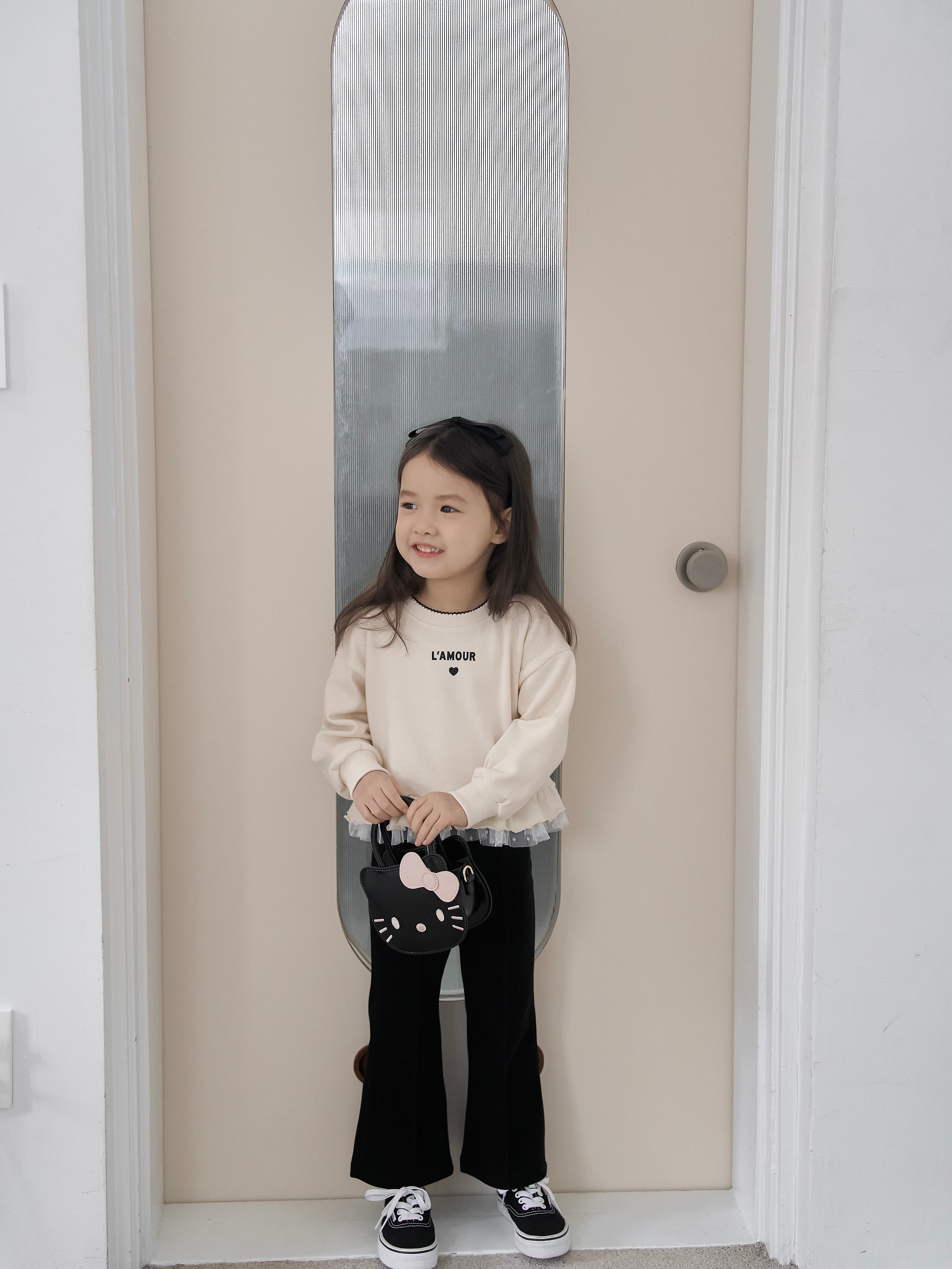 Pintuck bootcut pants