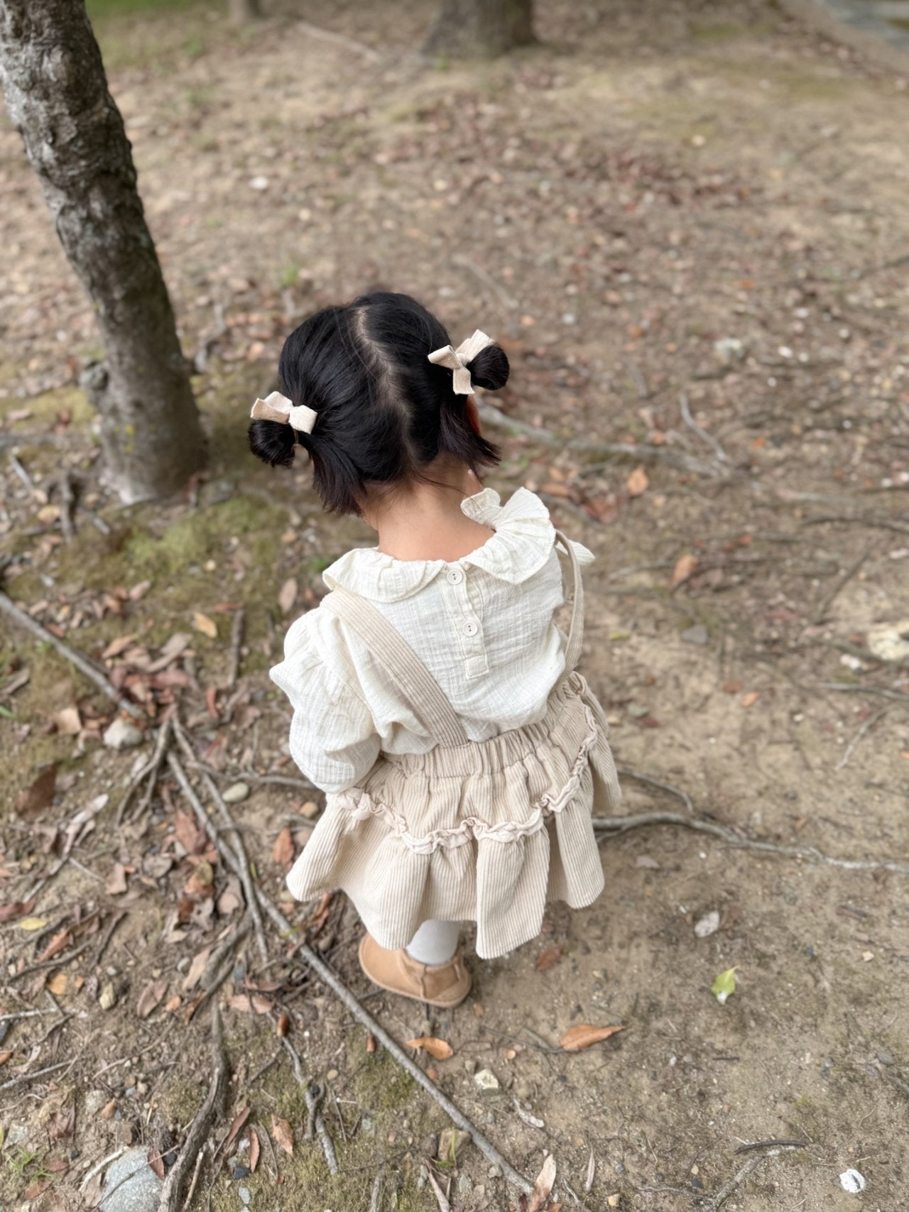 Nougat collar blouse