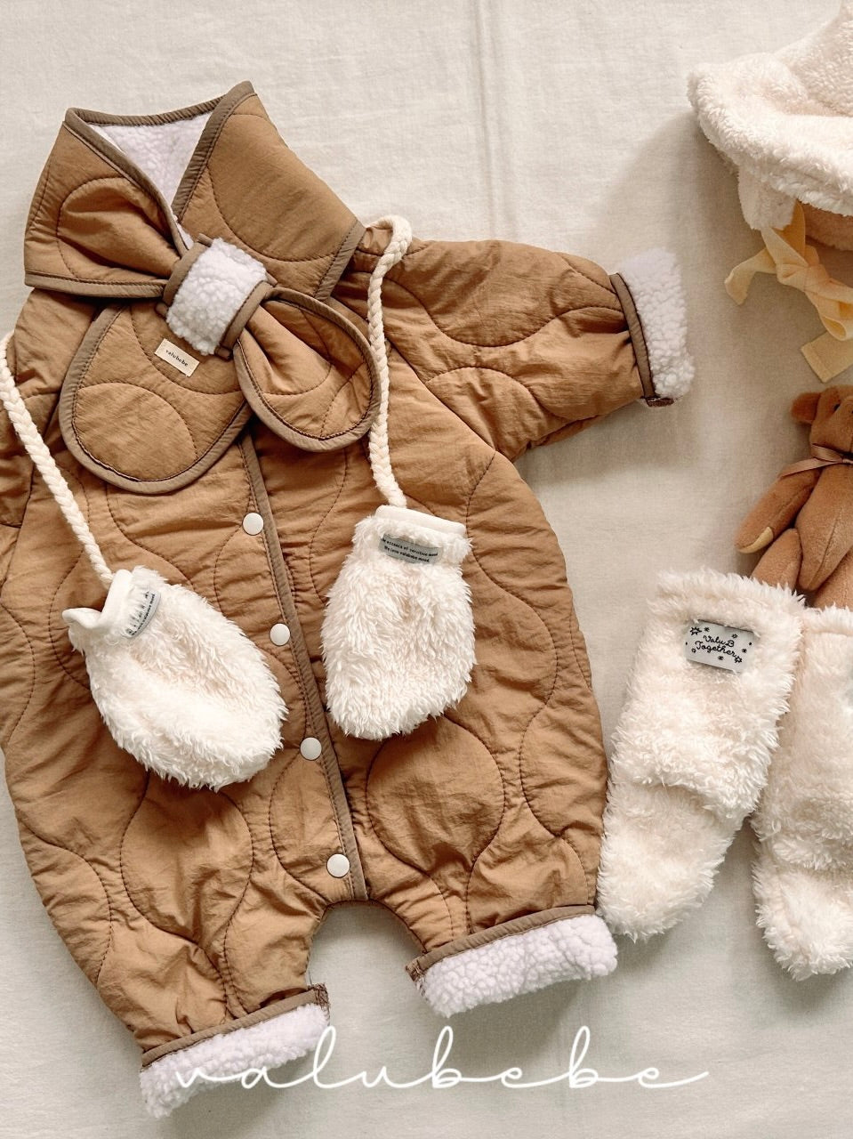 Warm quilted scarf (baby)