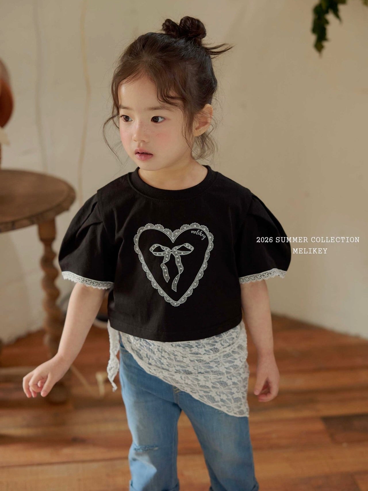Heart ribbon T shirt