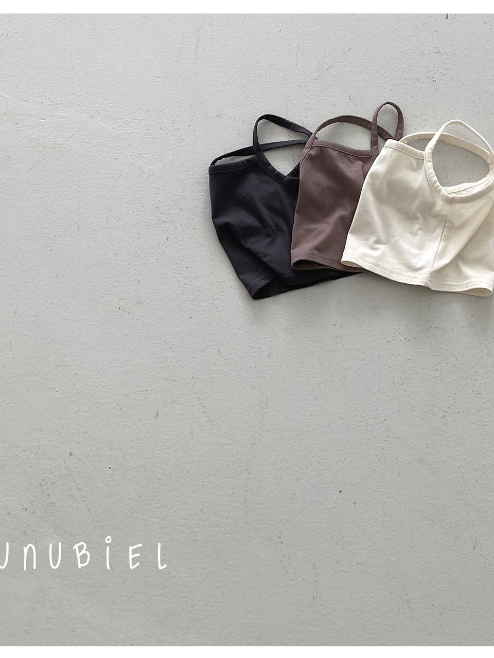 Madeleine sleeveless