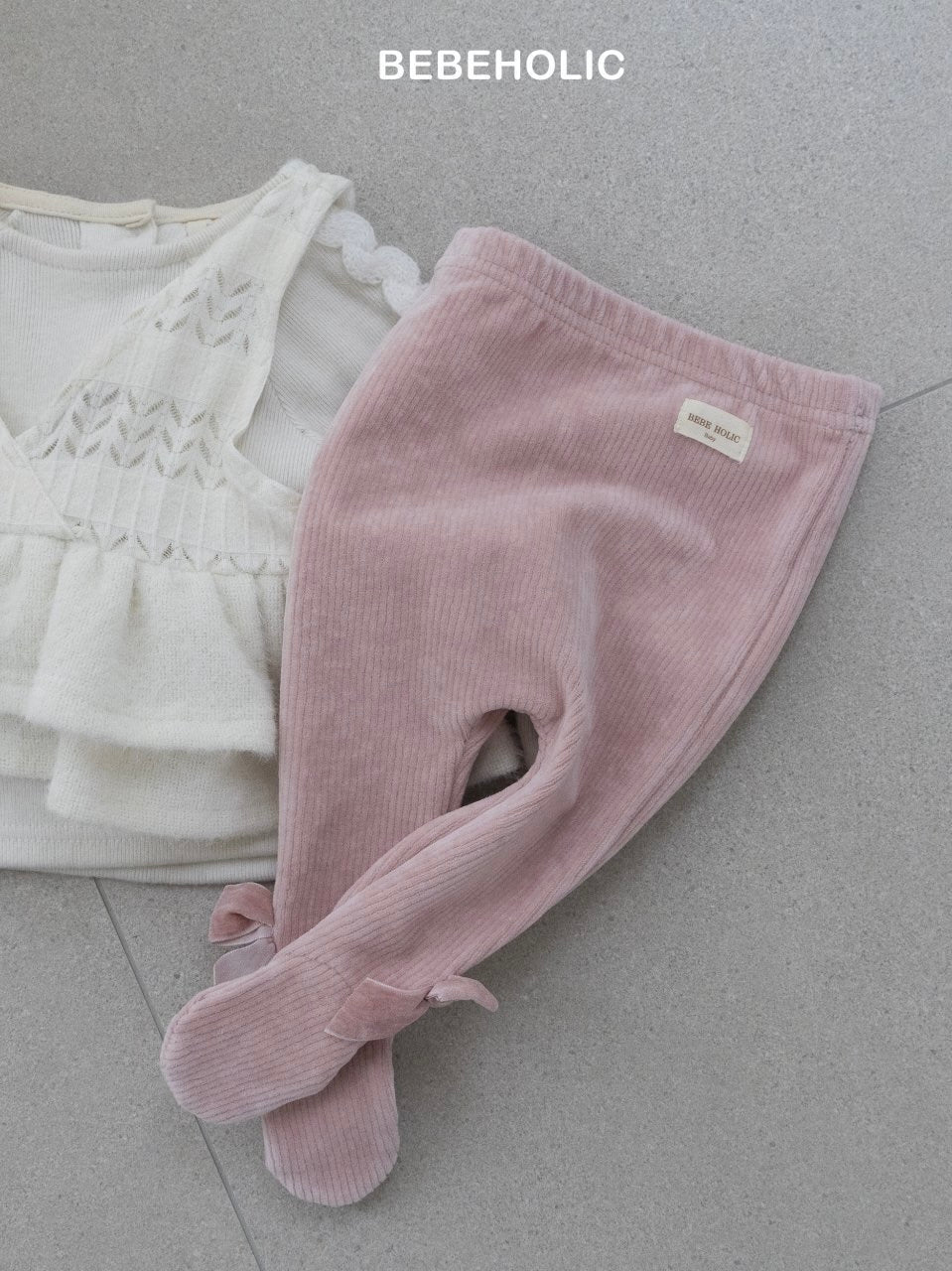 Ribbon footed leggings