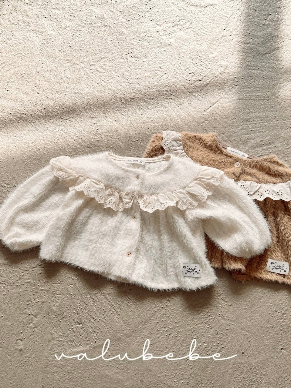 Lace yoke cardigan (baby)