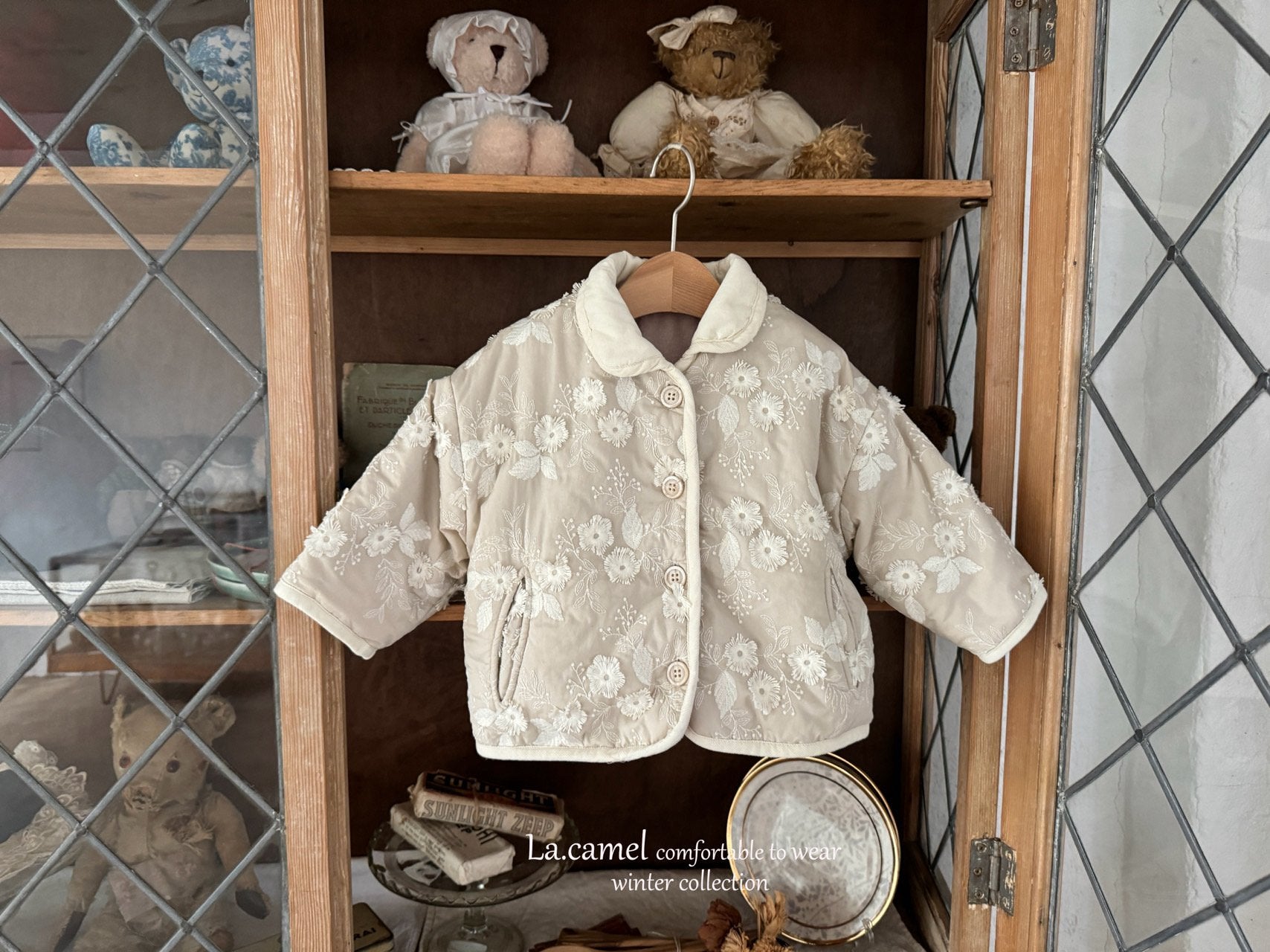 Lace padding jacket