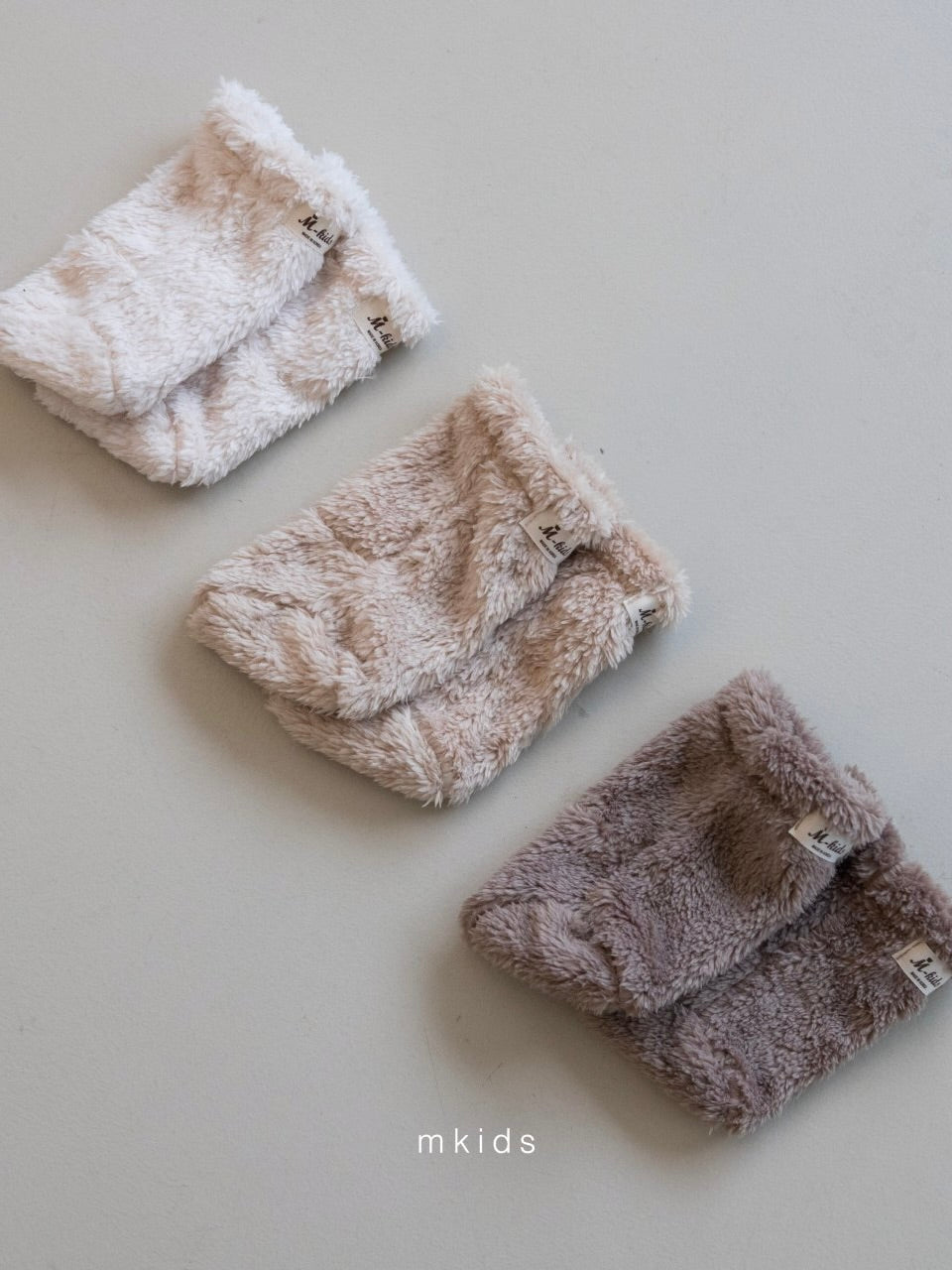 Soft fleece foot muff