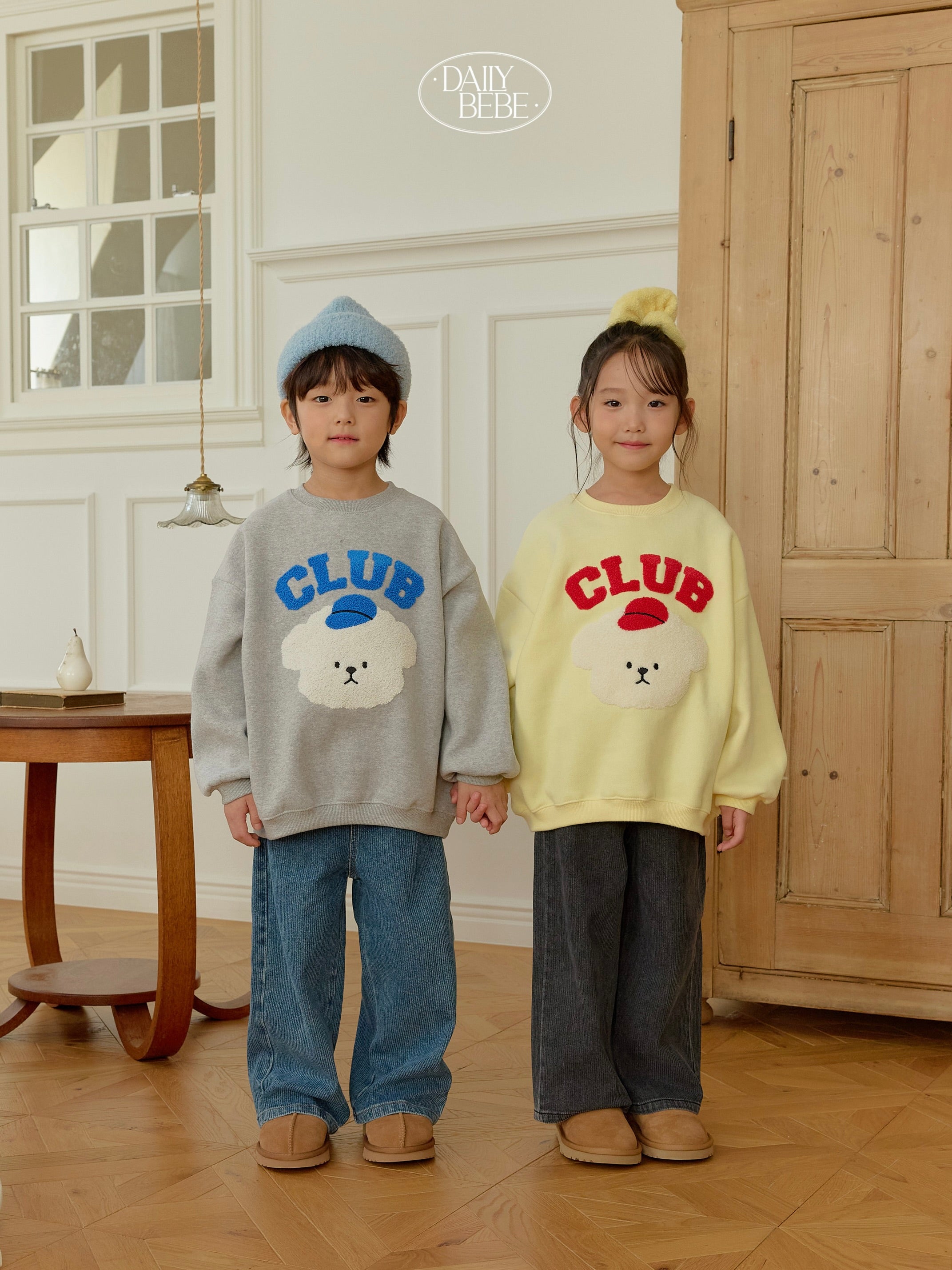 Club bear sweatshirt