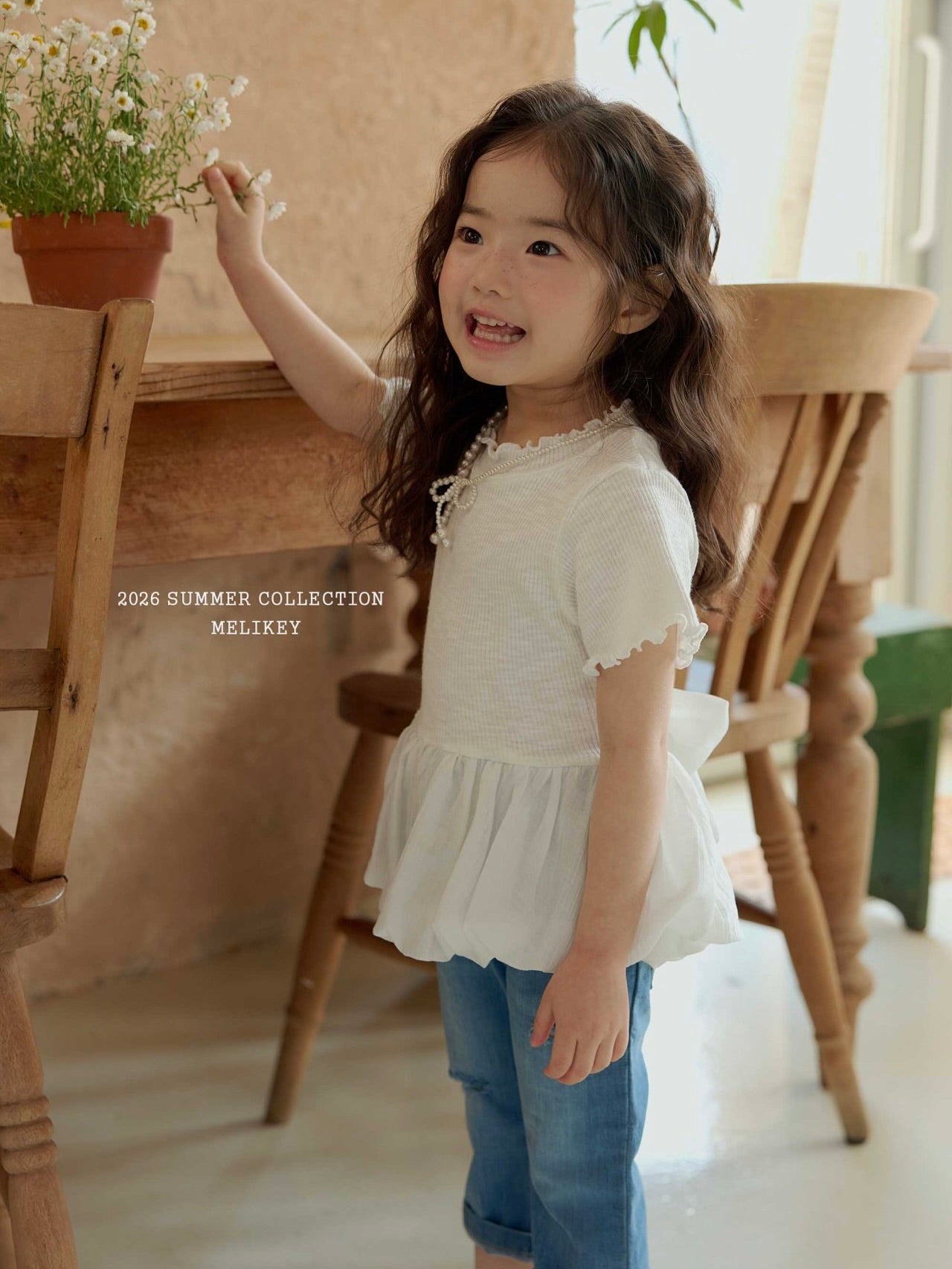 Bouncy ribbon T shirt