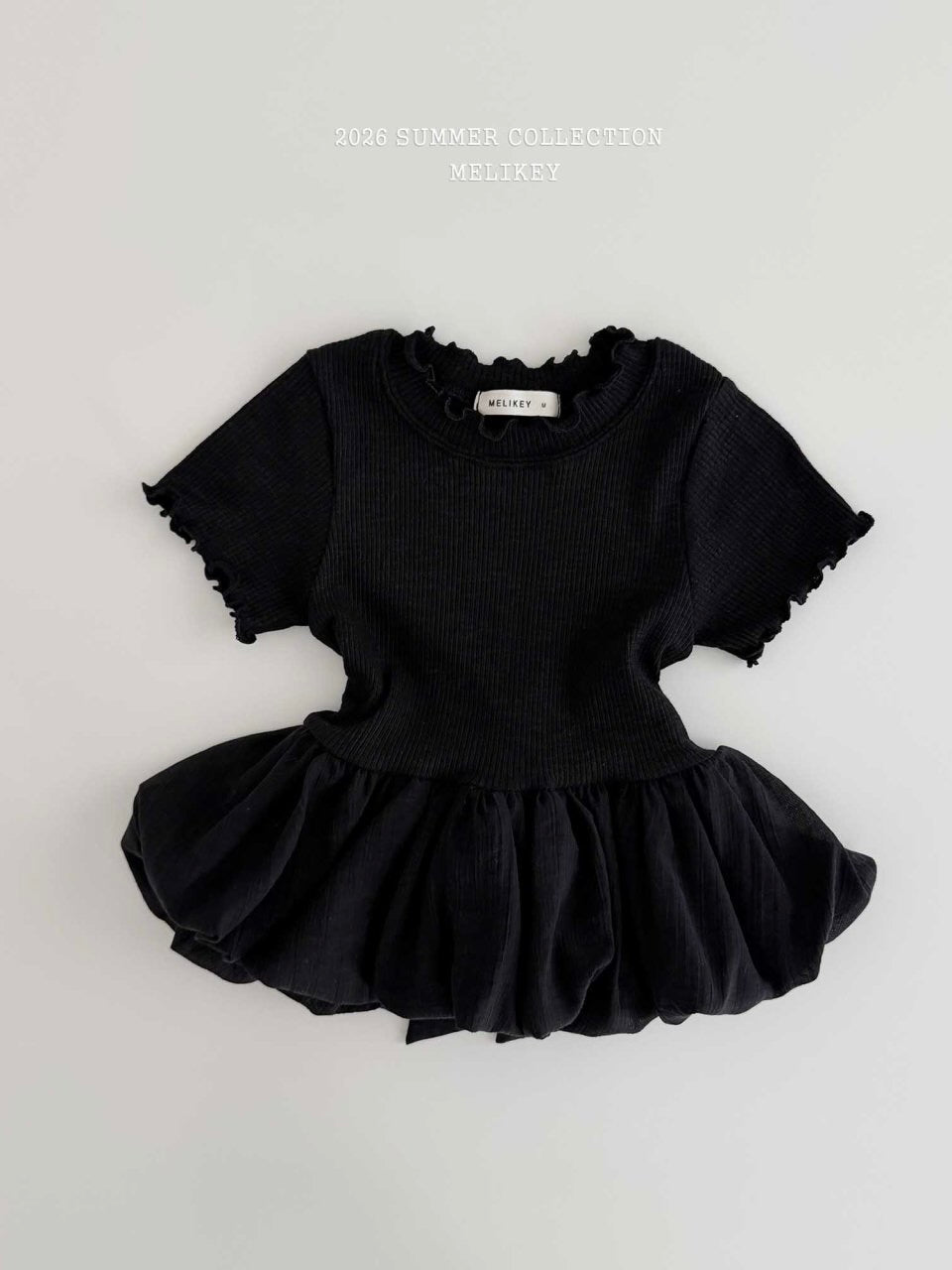 Bouncy ribbon T shirt