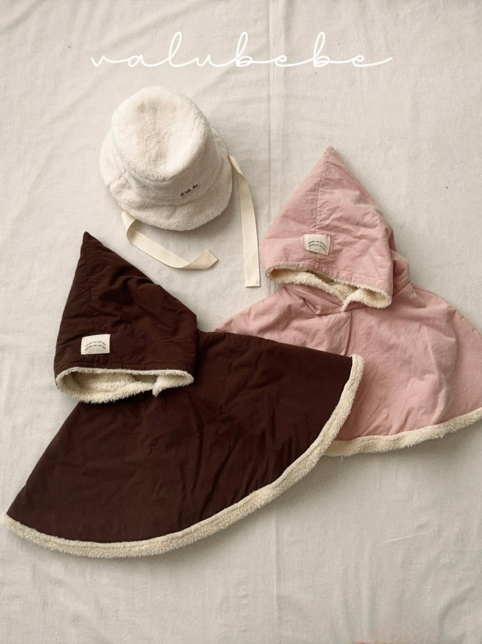 Cocoon fluffy hooded cape (baby)