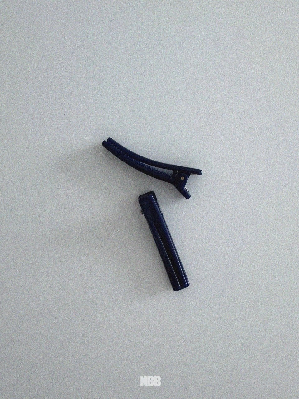 Colored hair clip set (2 pieces)