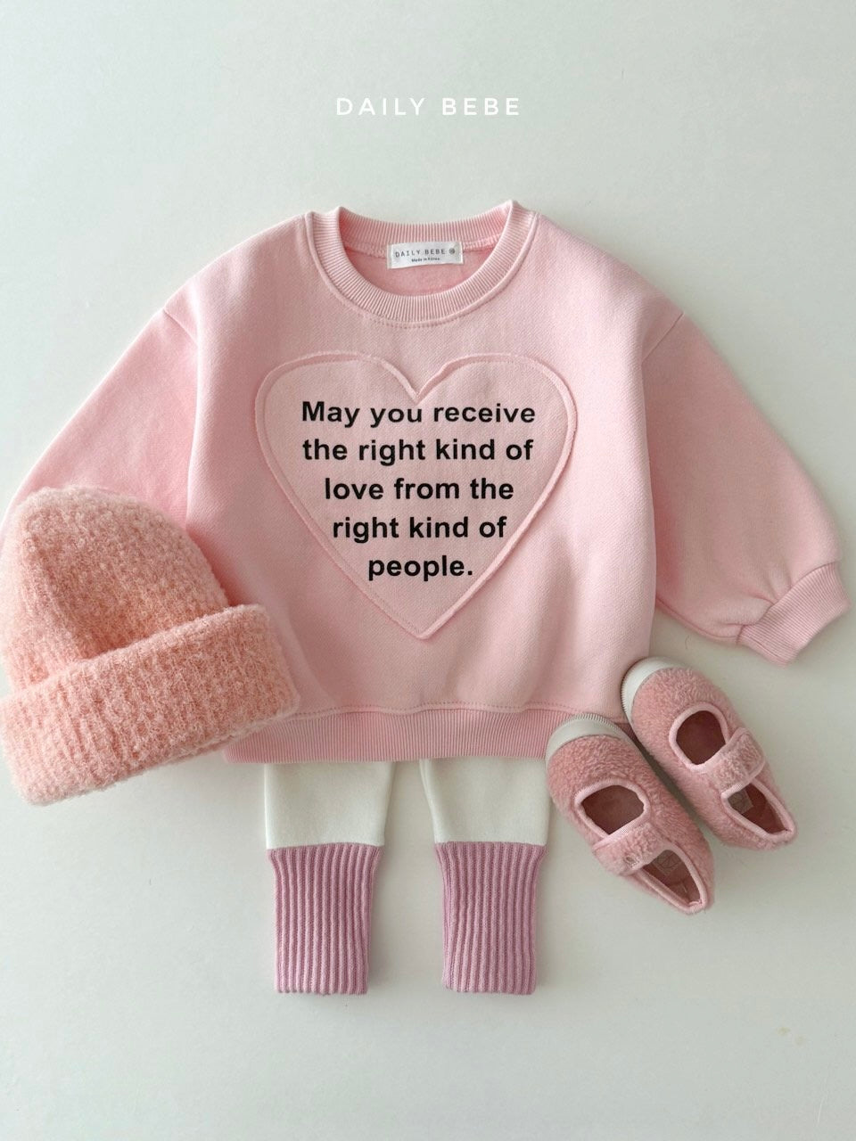 Heart patch sweatshirt